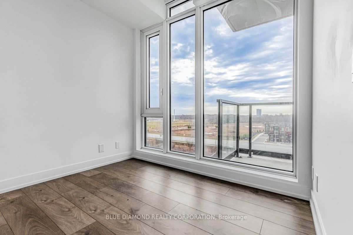 225 VETERANS Dr, #704