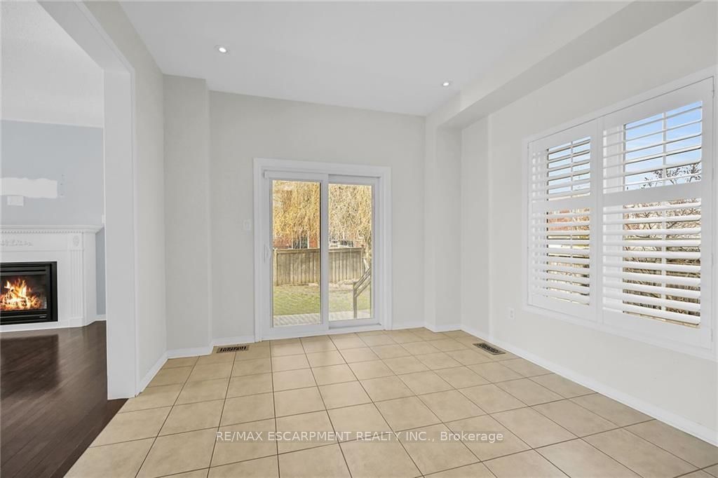 21 Chetholme Pl