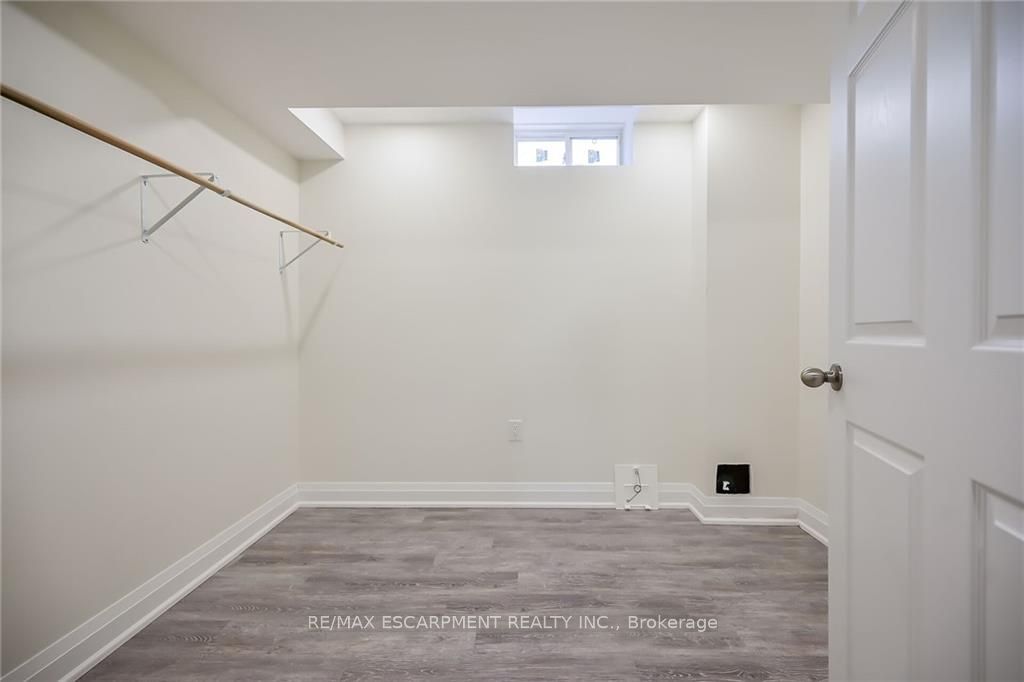 21 Chetholme Pl