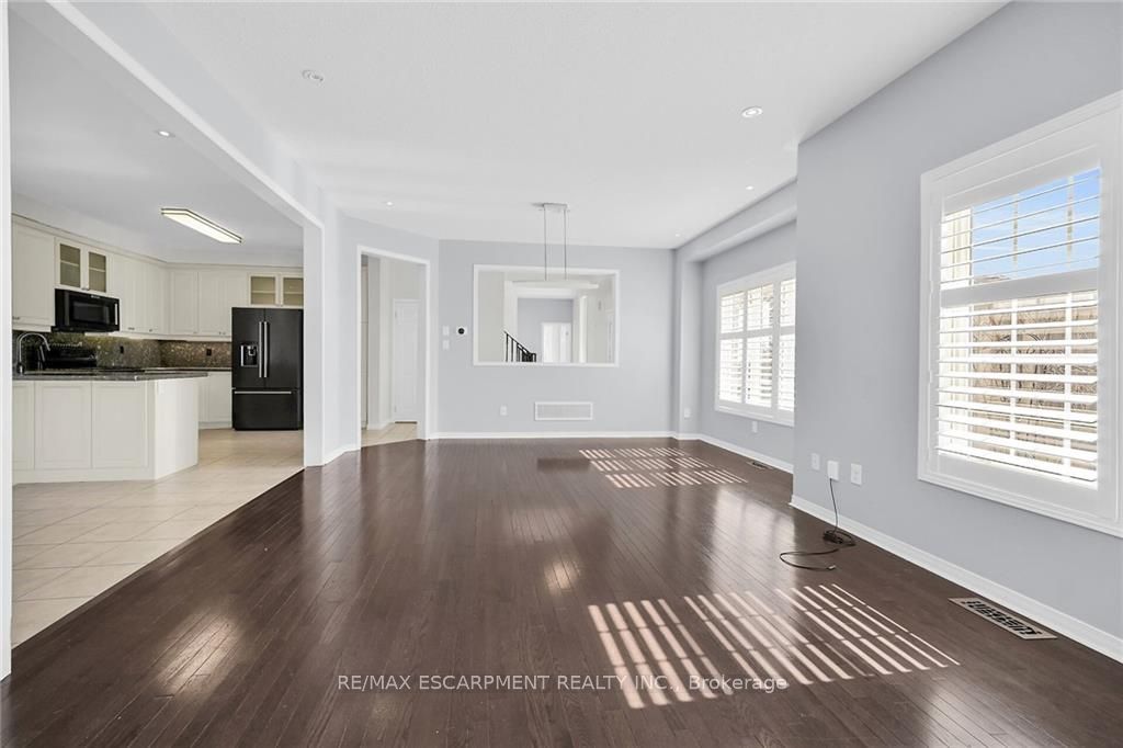 21 Chetholme Pl