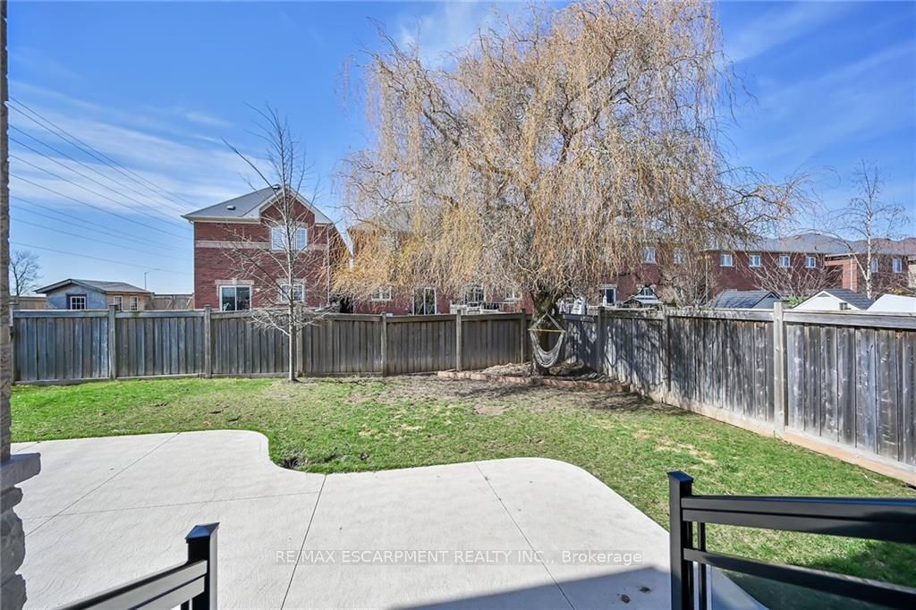 21 Chetholme Pl
