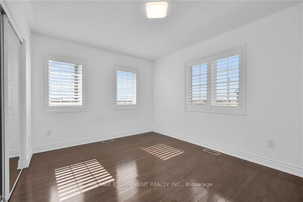 21 Chetholme Pl