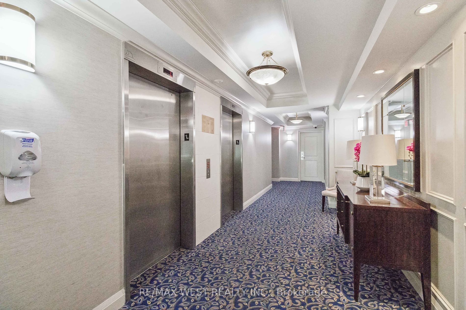 50 Old Mill Road, #905 PH5