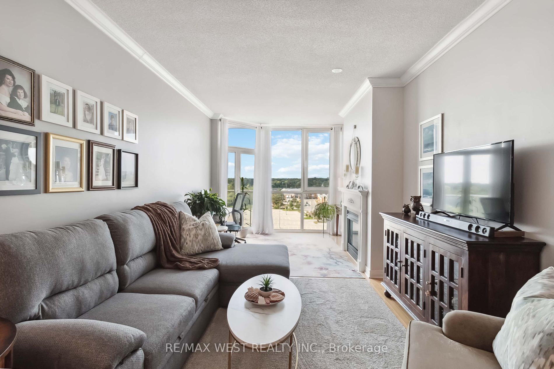 50 Old Mill Road, #905 PH5