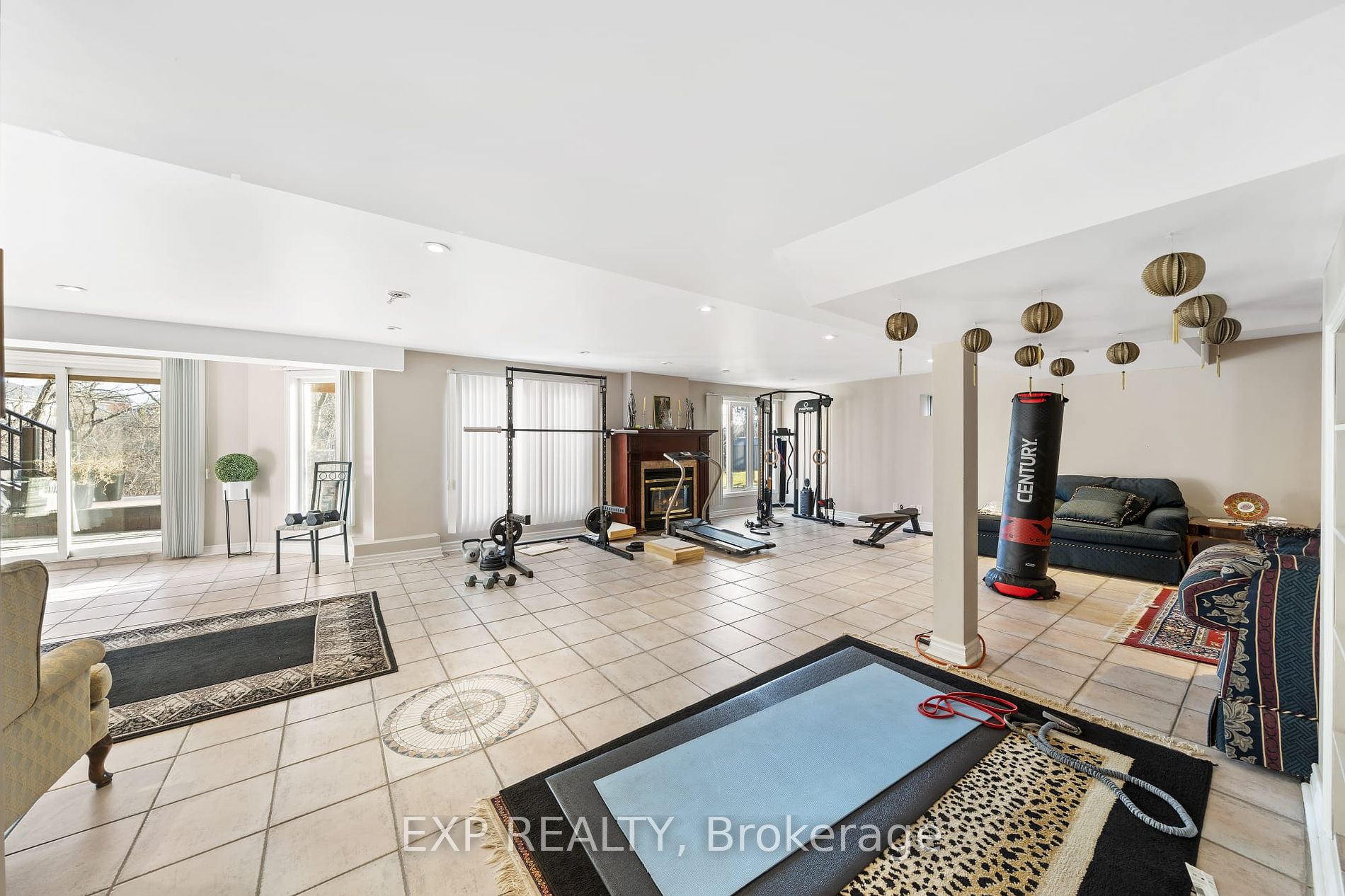 2166 Erin Centre Blvd
