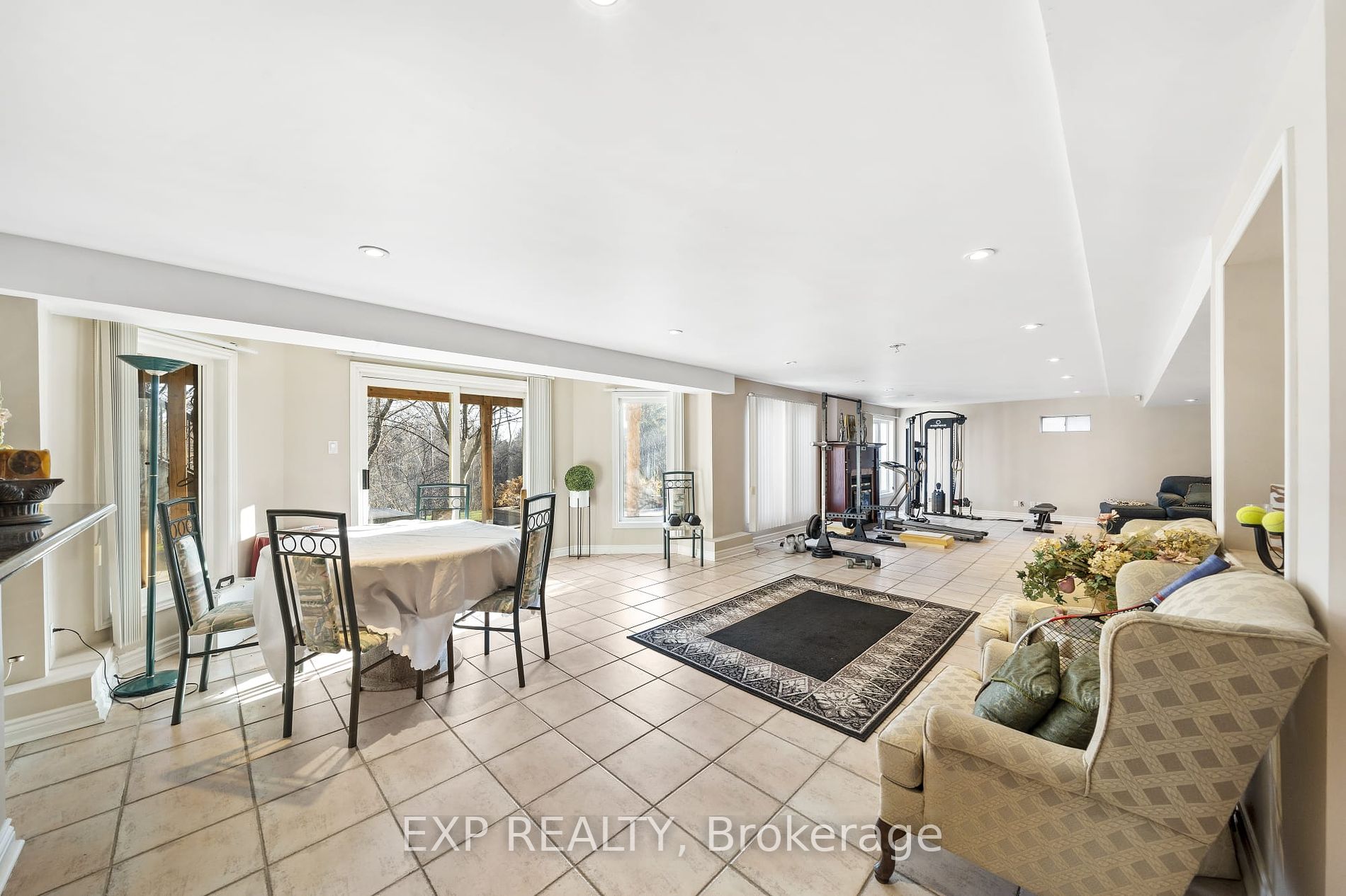 2166 Erin Centre Blvd