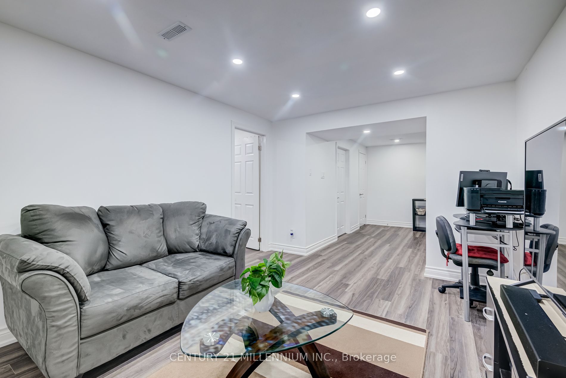 45 Hansen Road N, #47