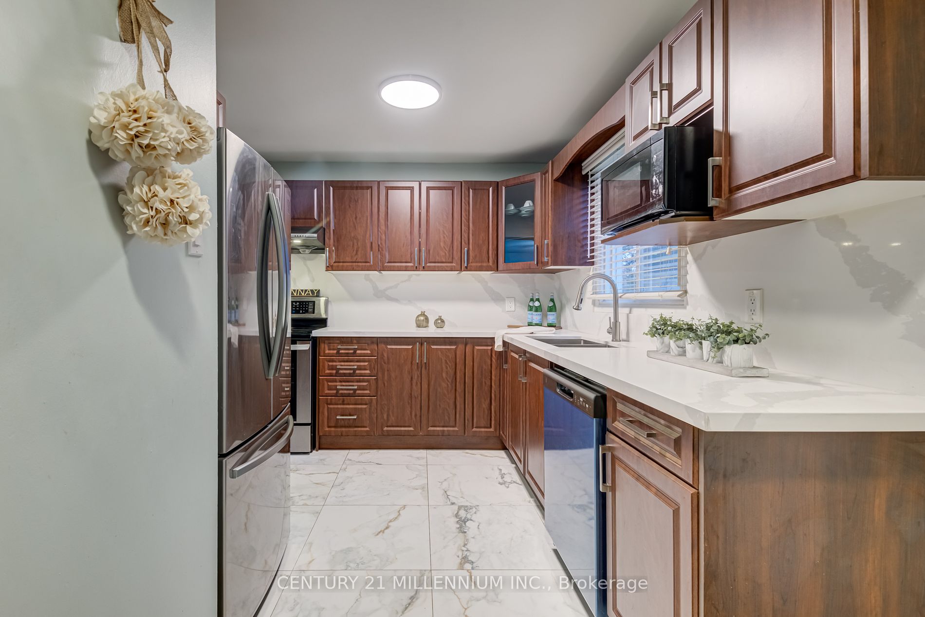 45 Hansen Road N, #47