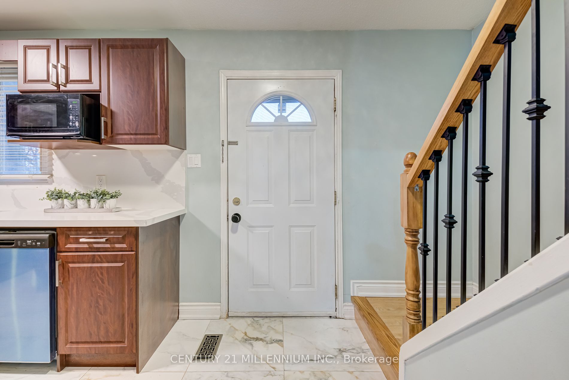 45 Hansen Road N, #47