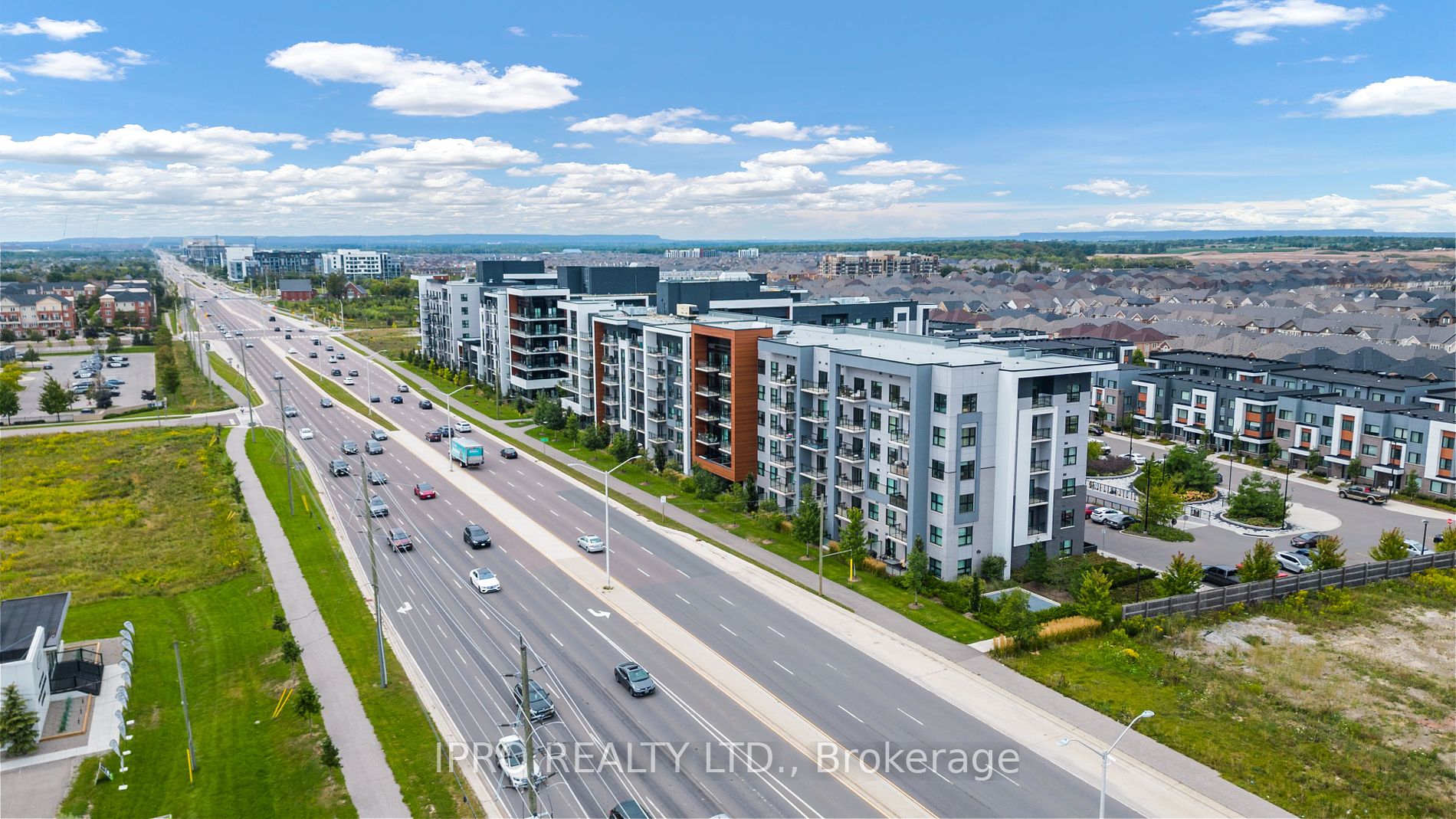 128 Grovewood Common, #614