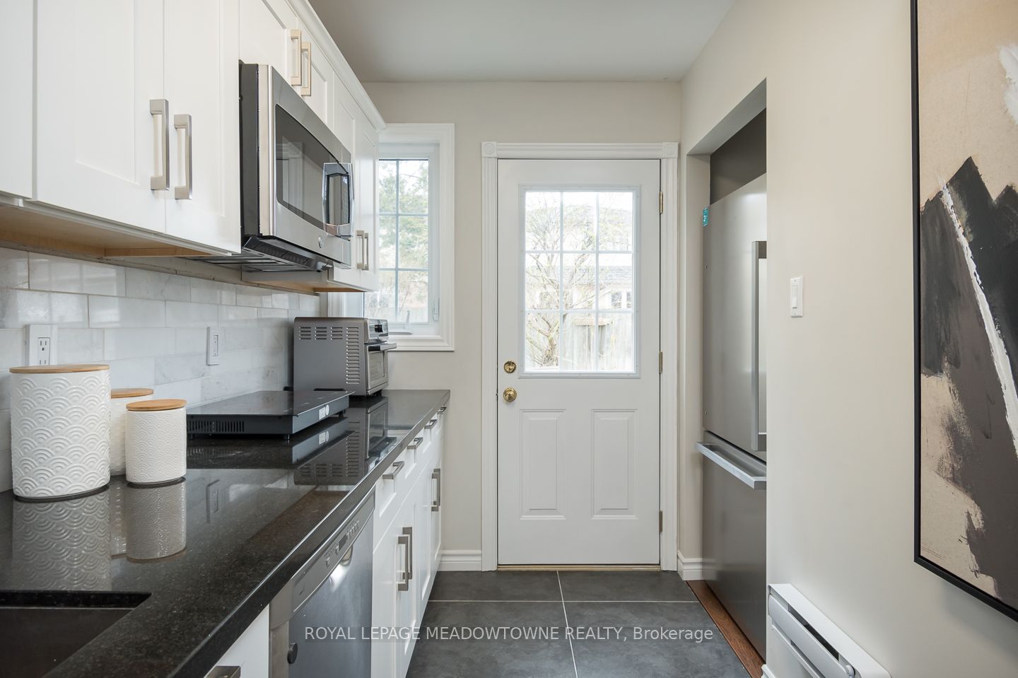 830 Merritt Dr