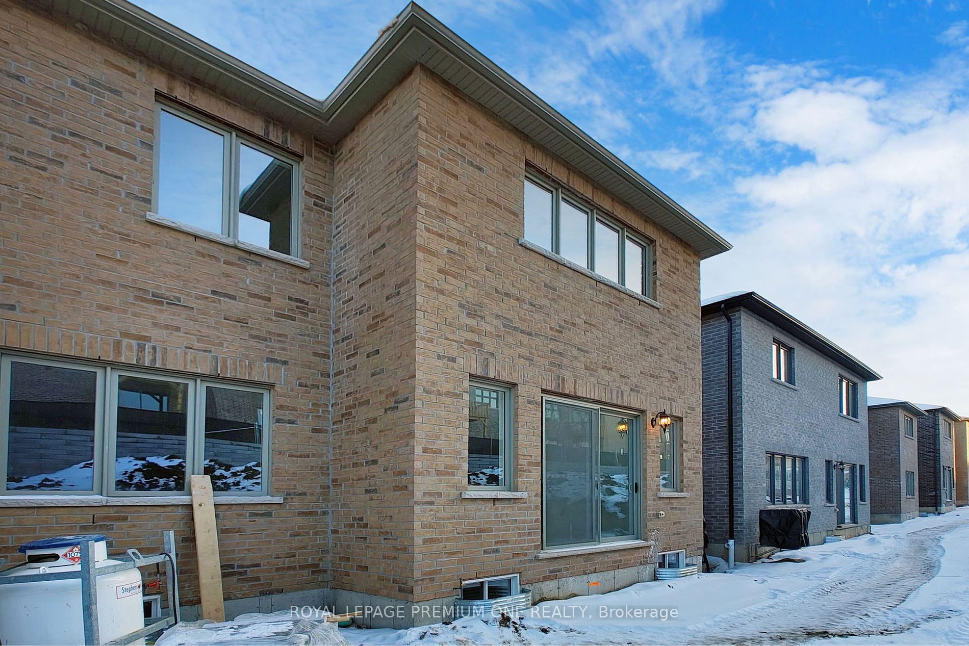 44 James Walker Ave