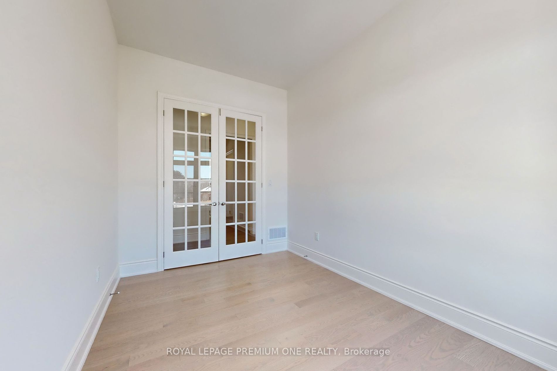 44 James Walker Ave