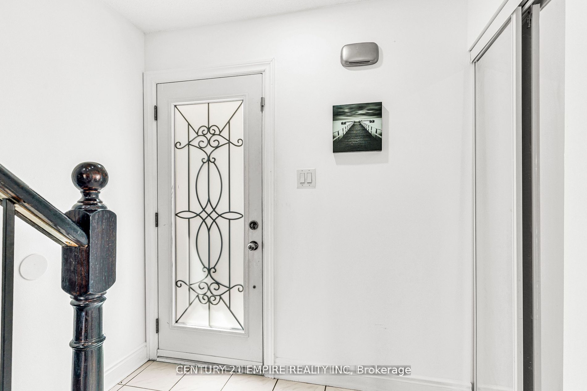 87 Sandmere Ave