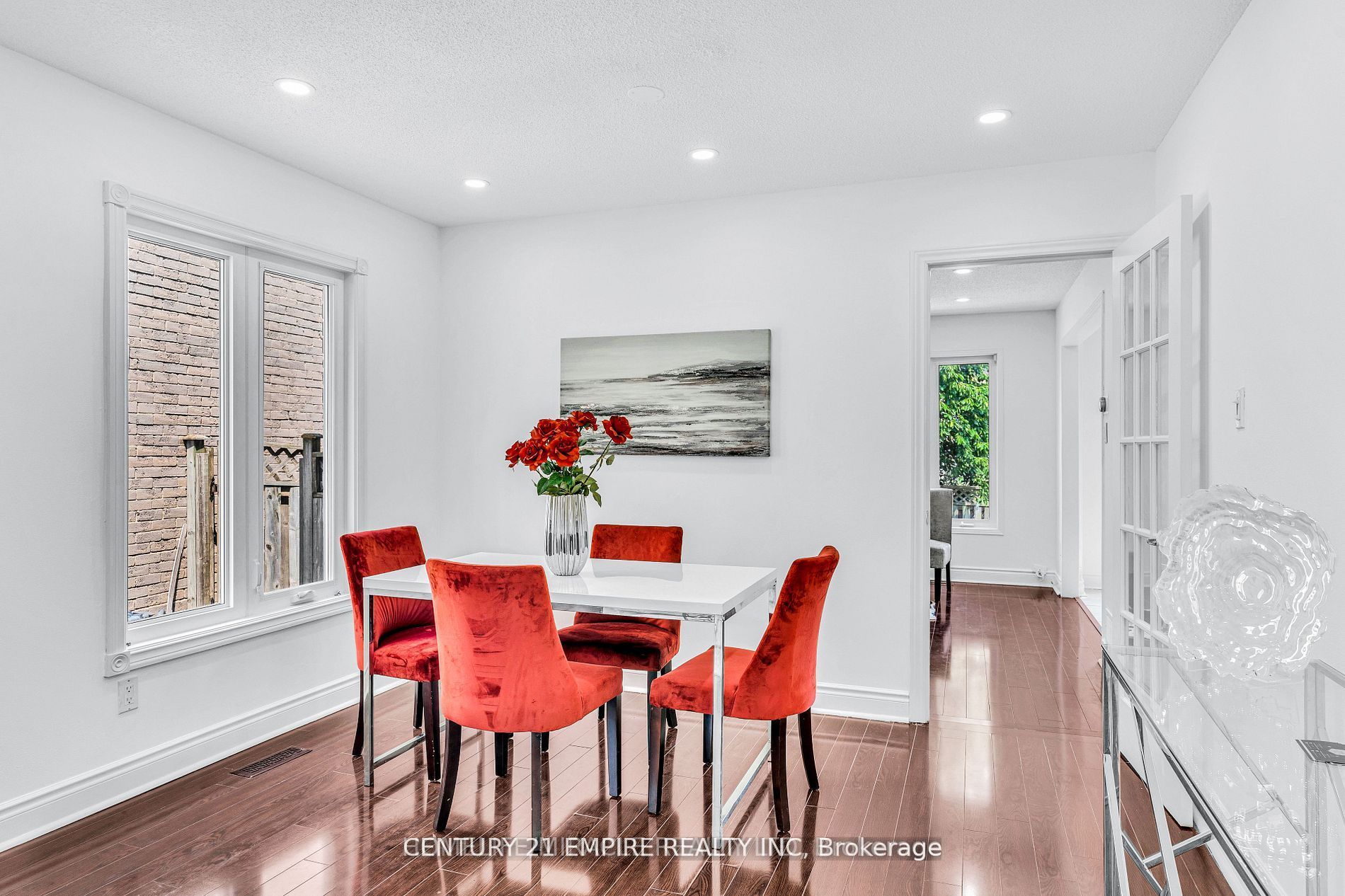 87 Sandmere Ave
