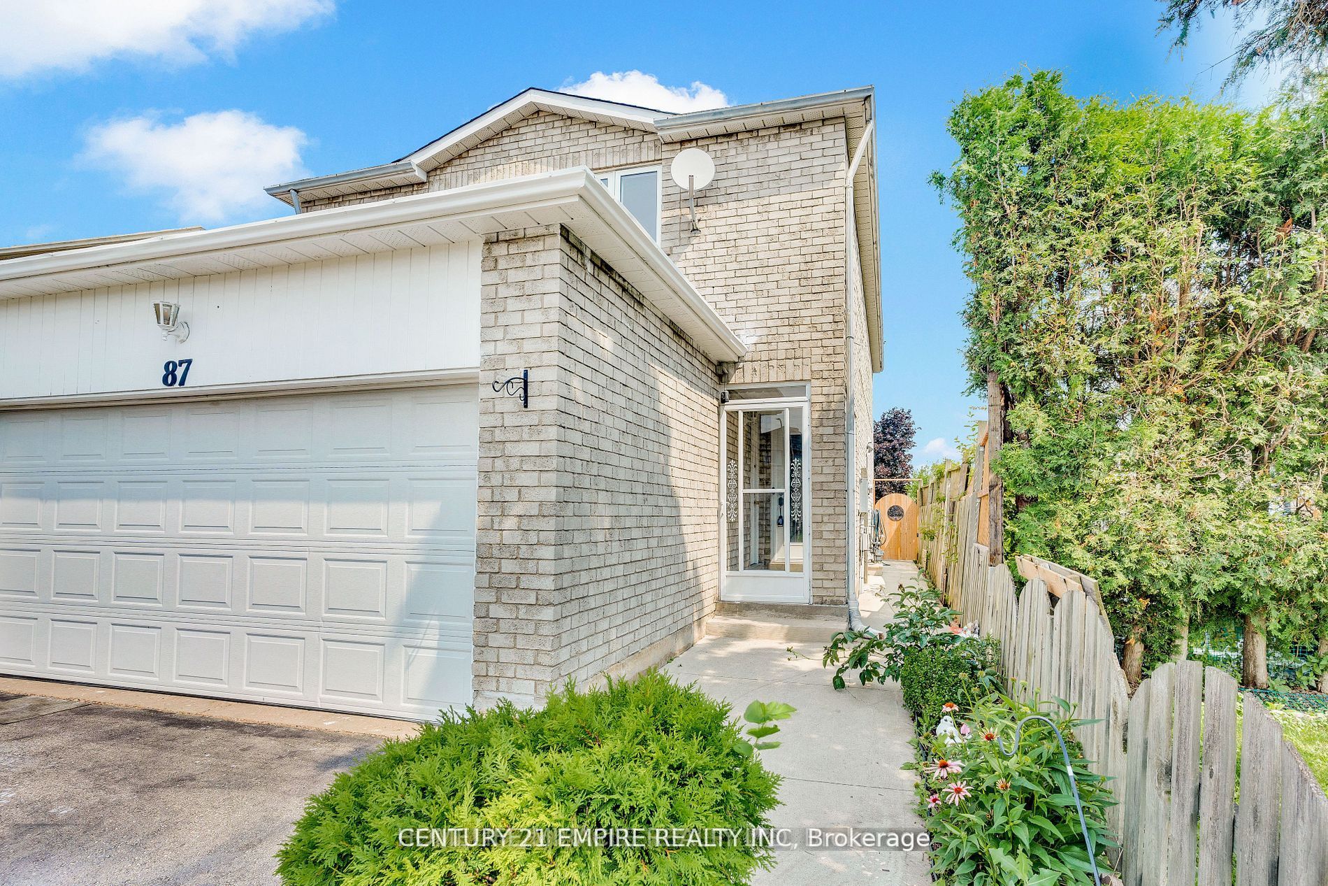 87 Sandmere Ave
