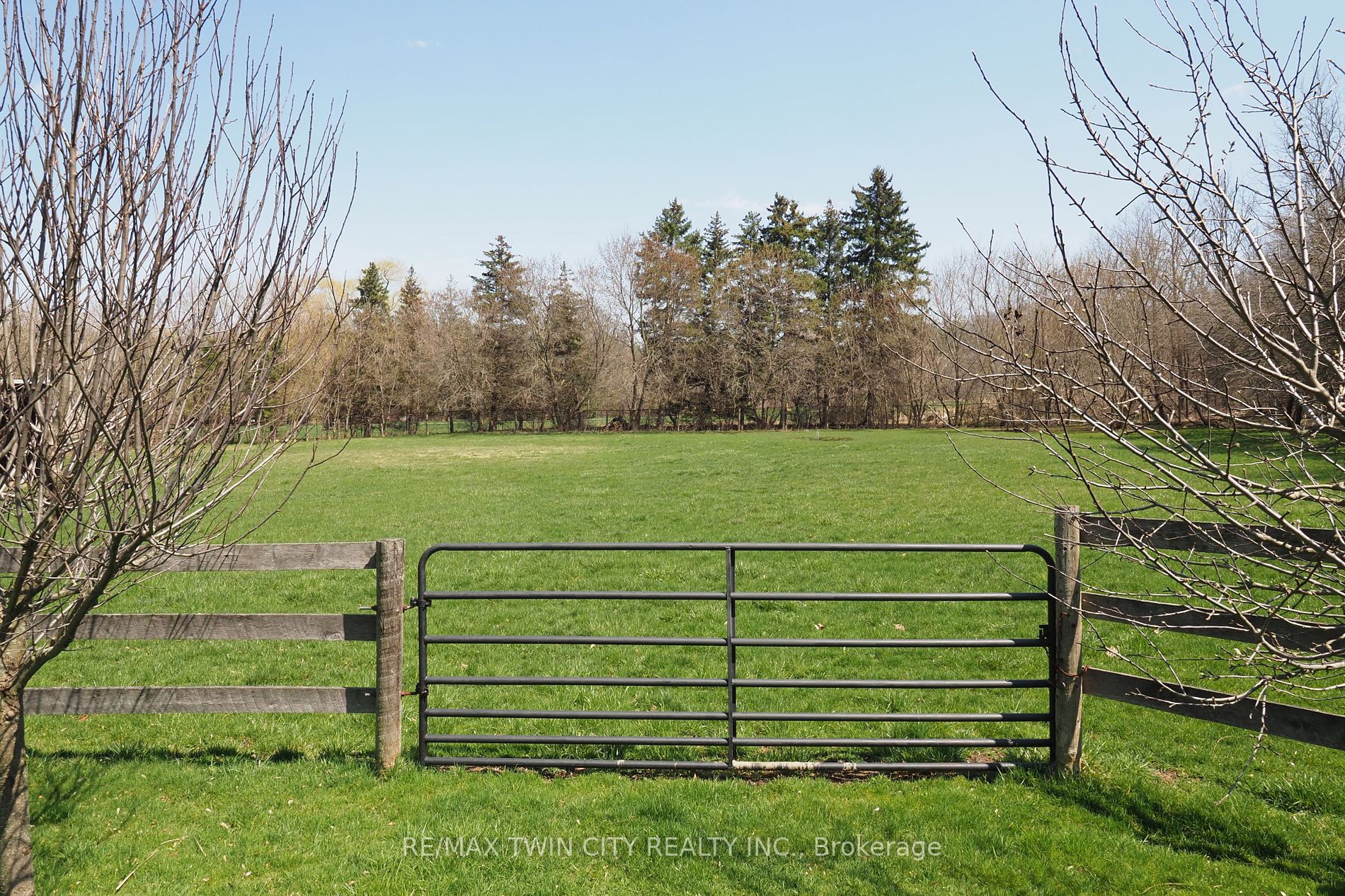 6155 Guelph Line
