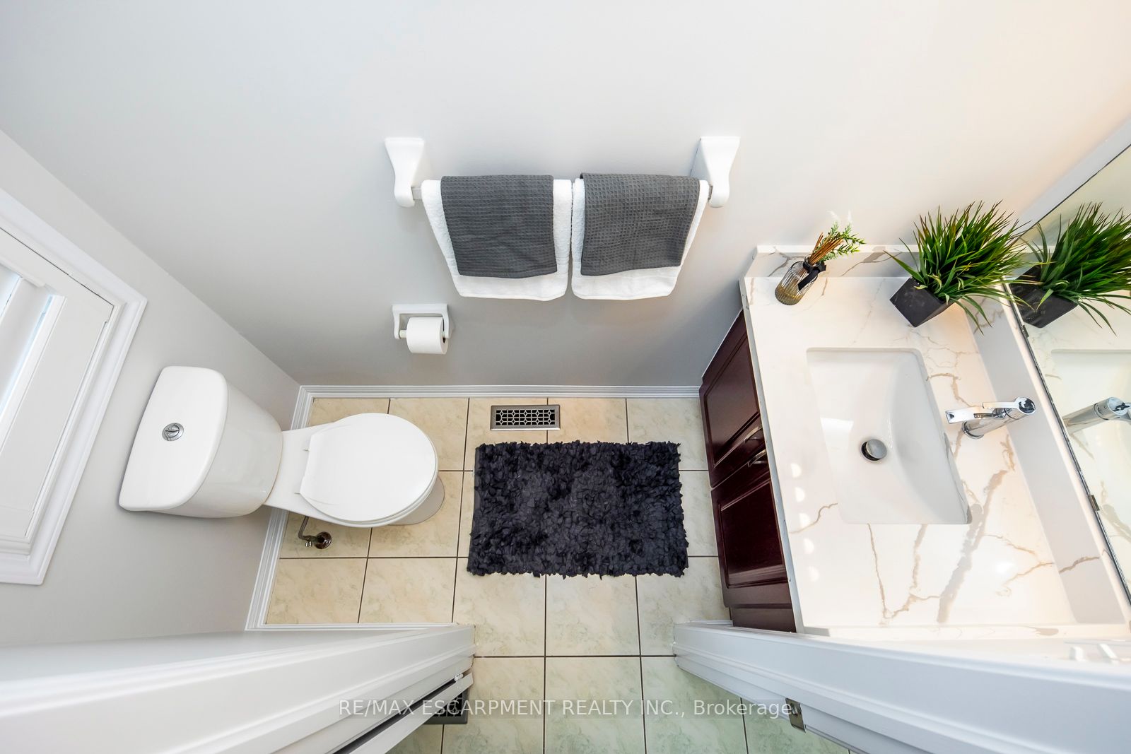 183 Featherstone Road