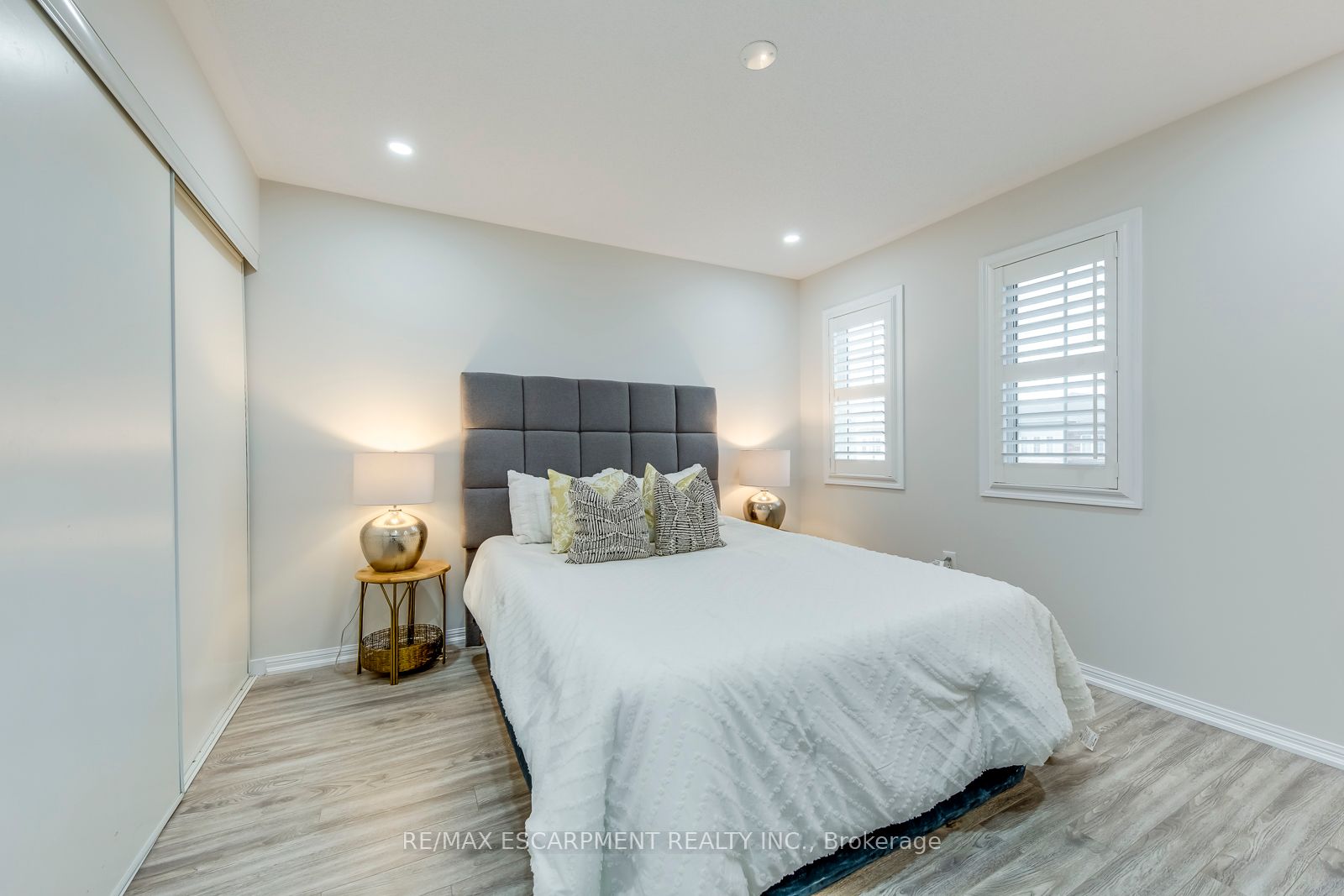 183 Featherstone Road