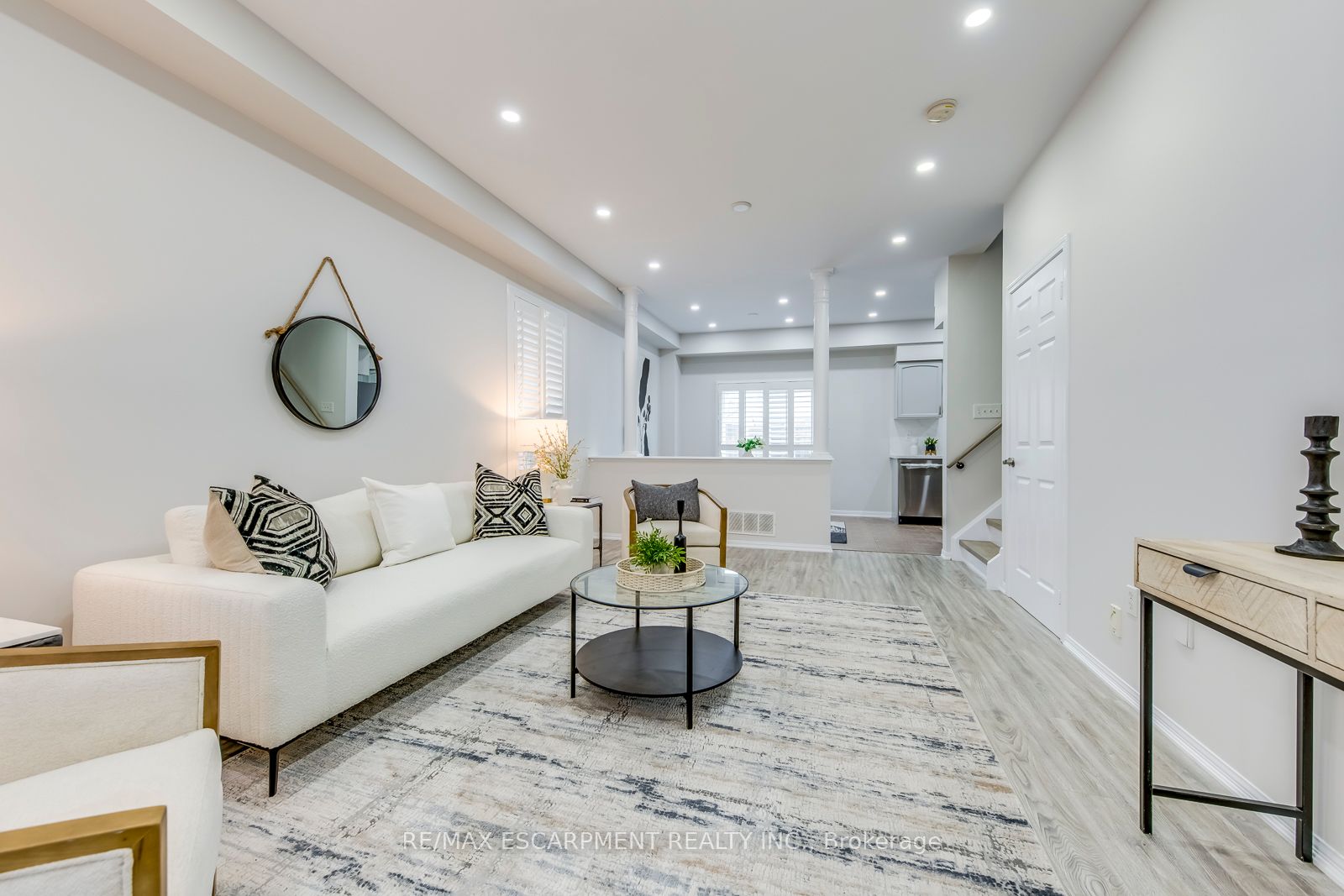 183 Featherstone Road