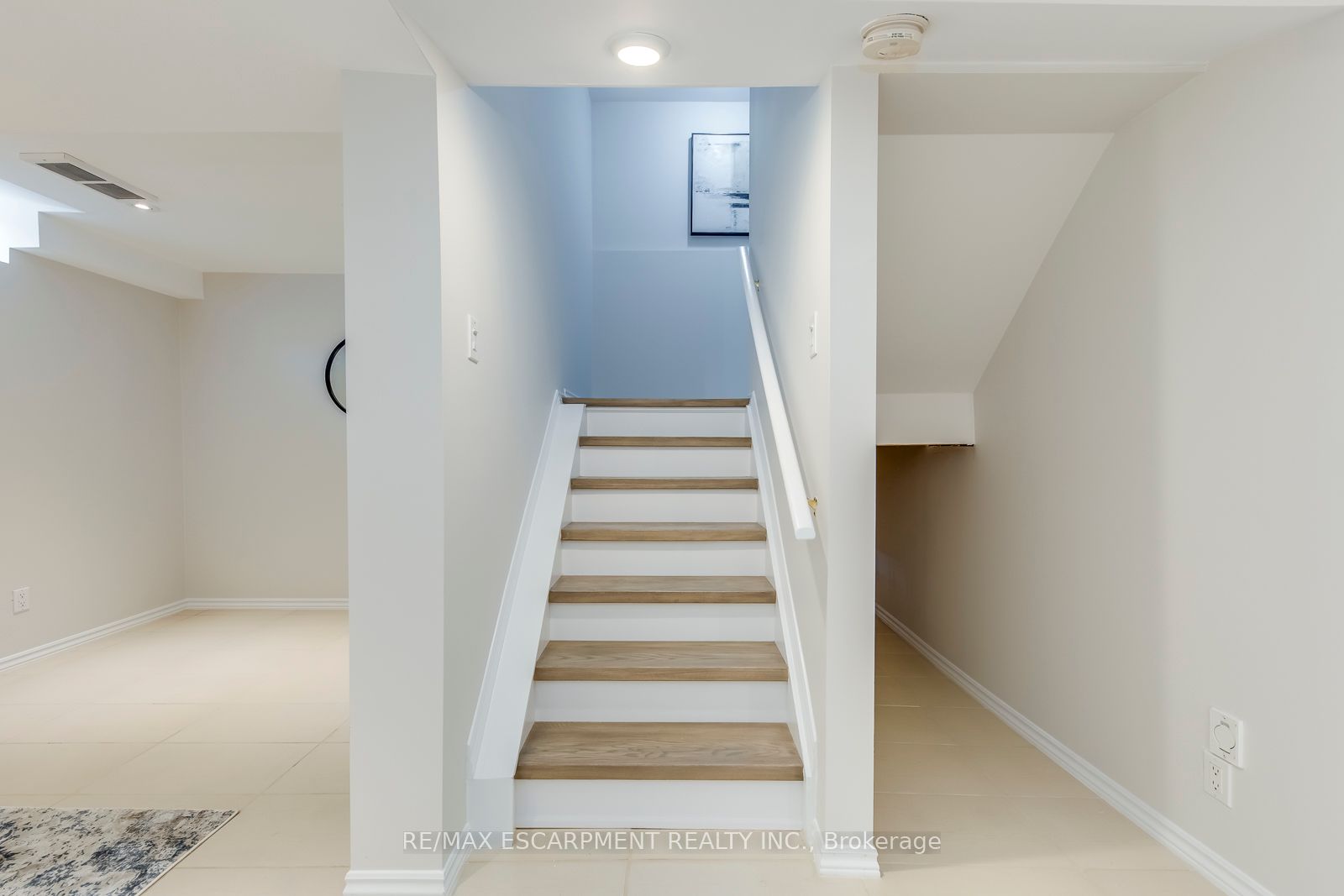183 Featherstone Road