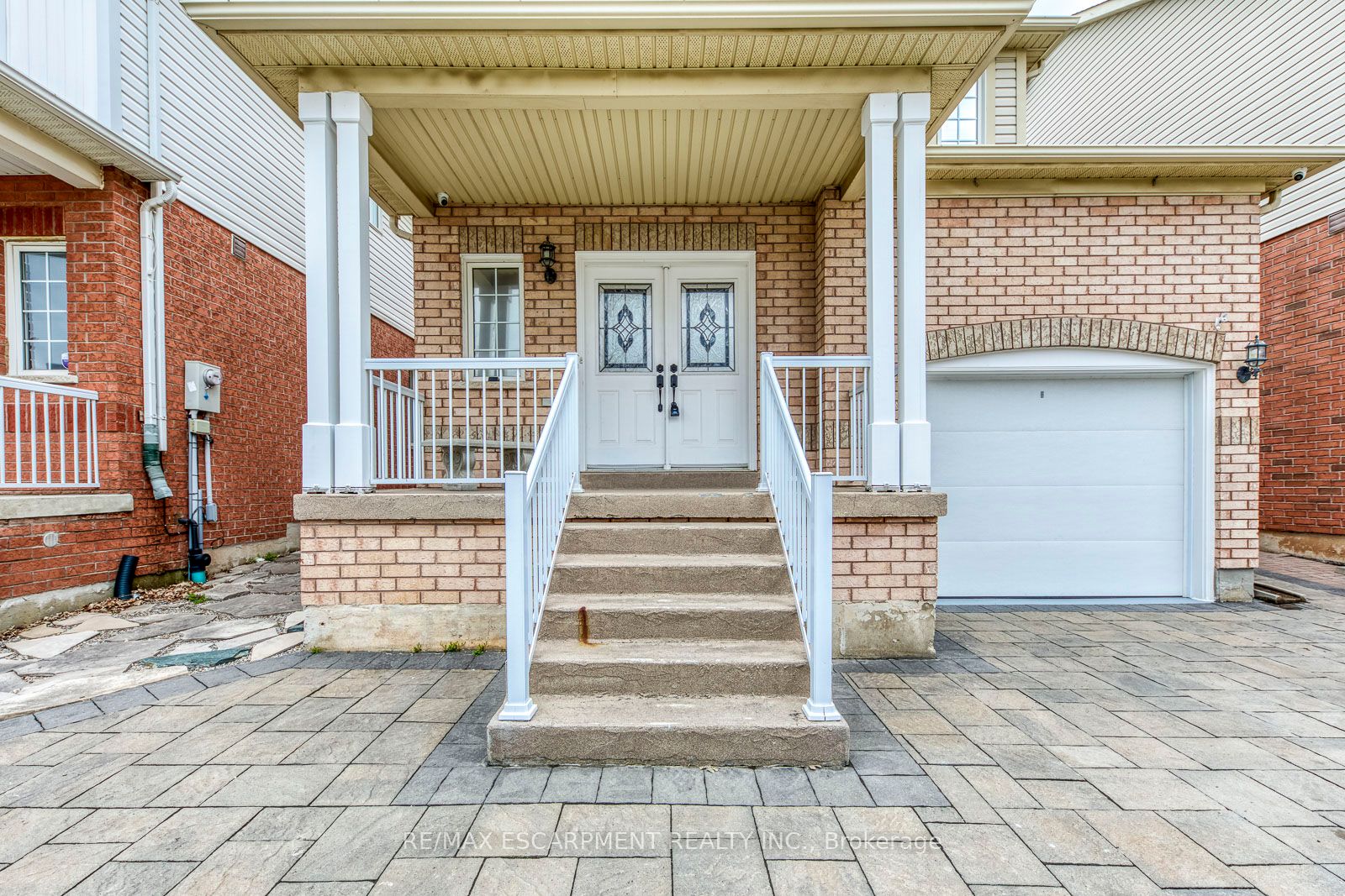 183 Featherstone Road