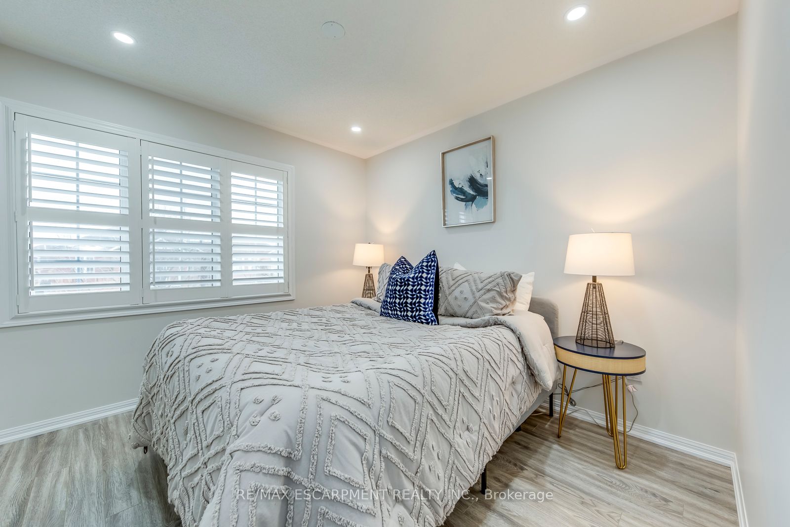 183 Featherstone Road
