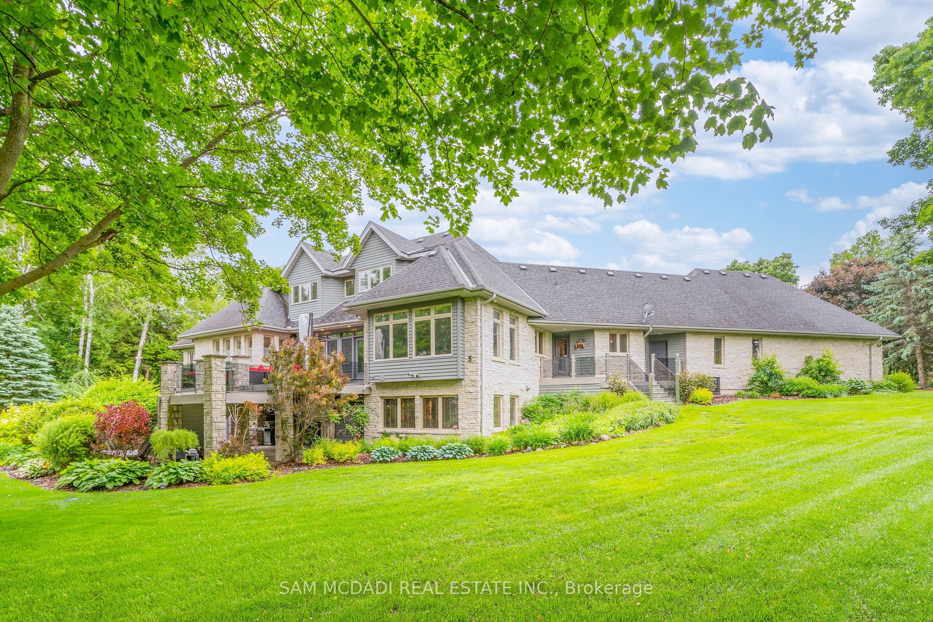 15 Turtle Lake Drive