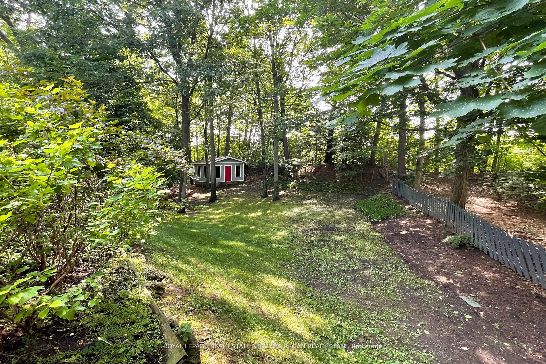 1113 Greenoaks Dr