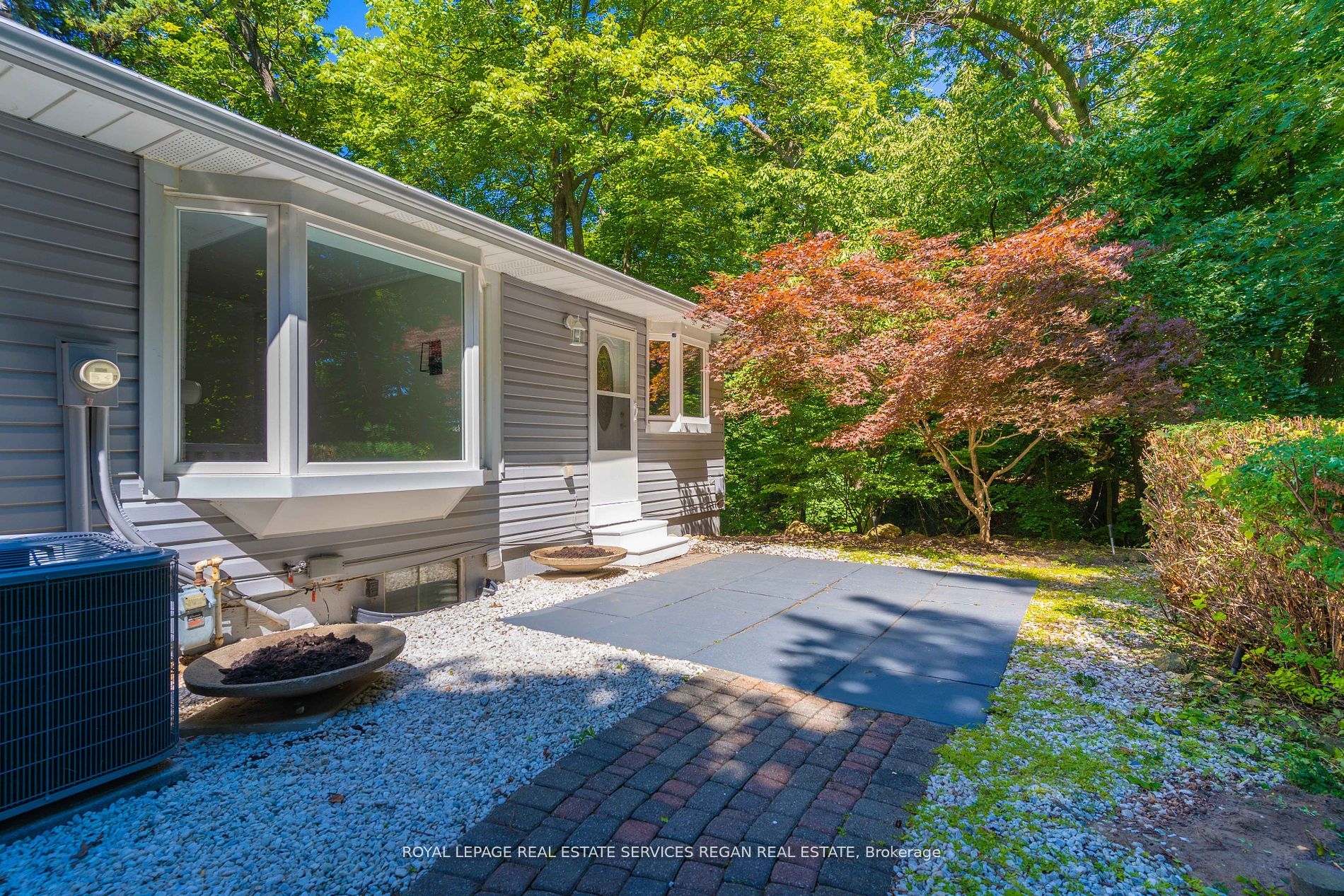 1113 Greenoaks Dr