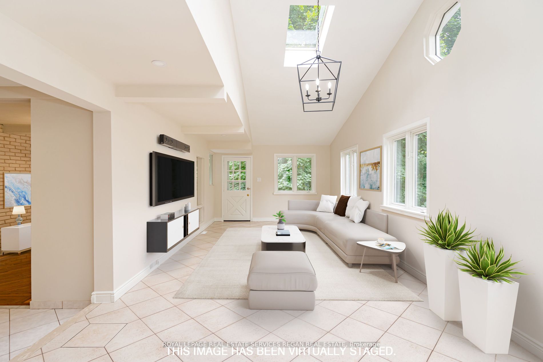 1113 Greenoaks Dr