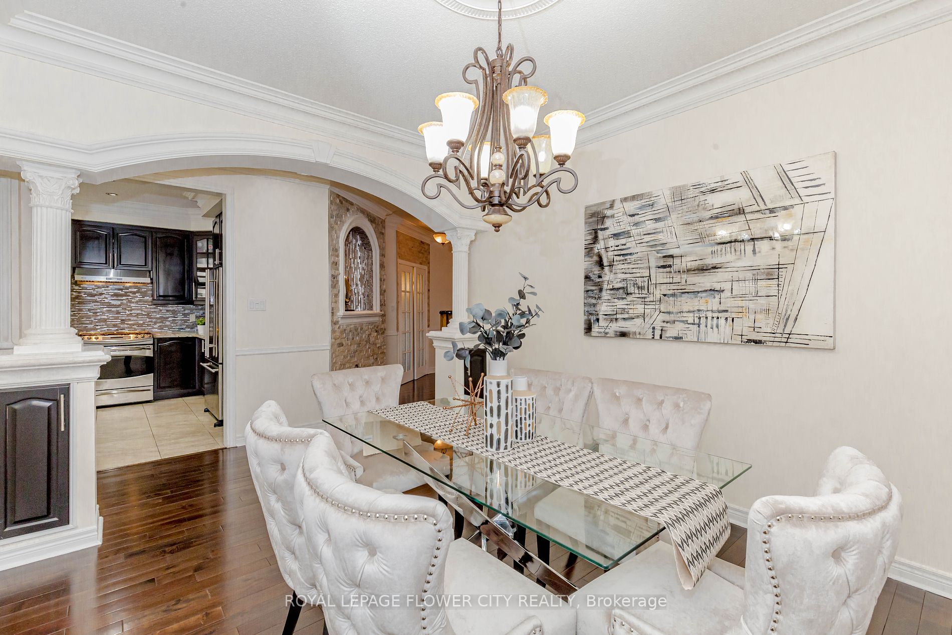 548 Fernforest Dr