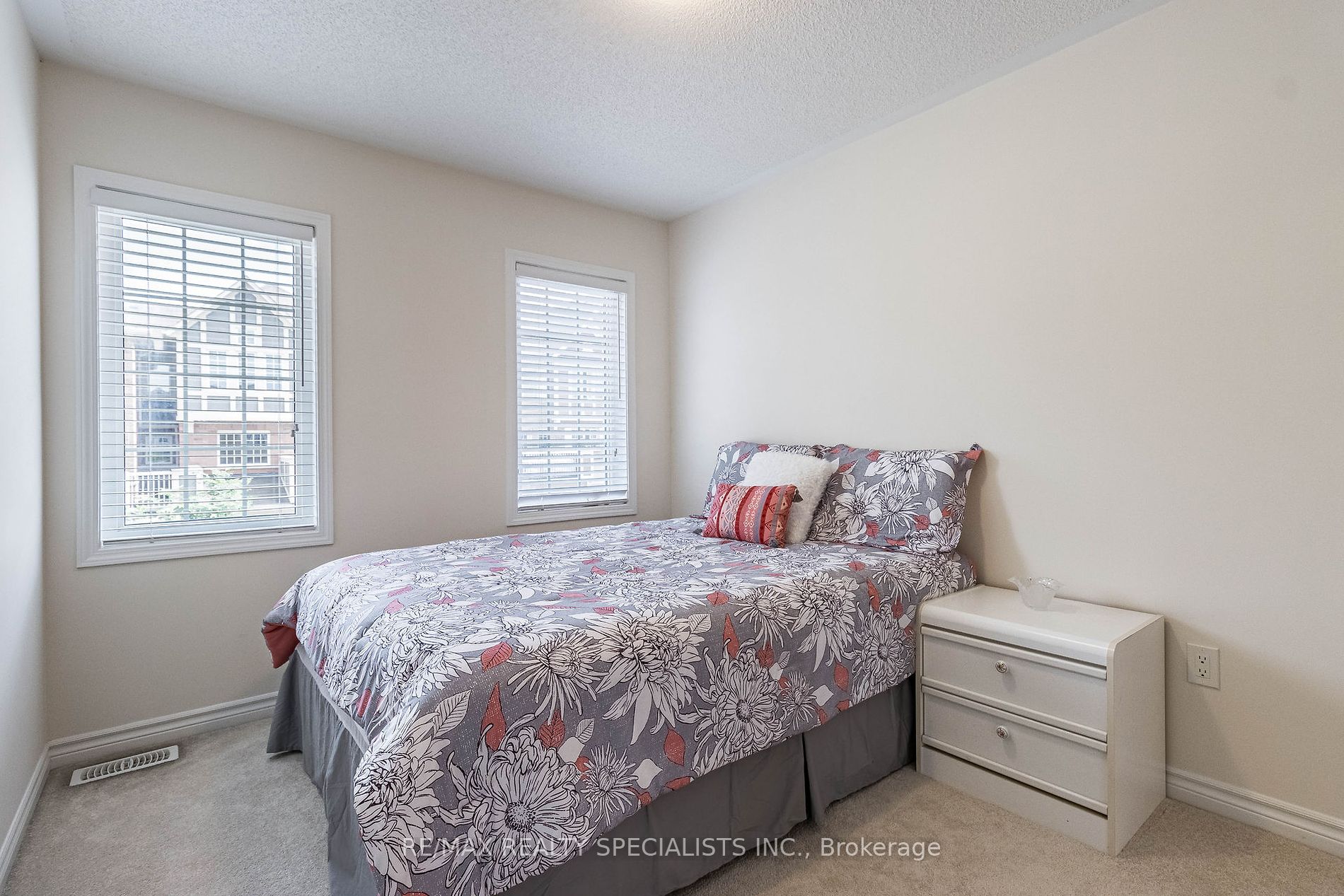 1732 Copeland Circ