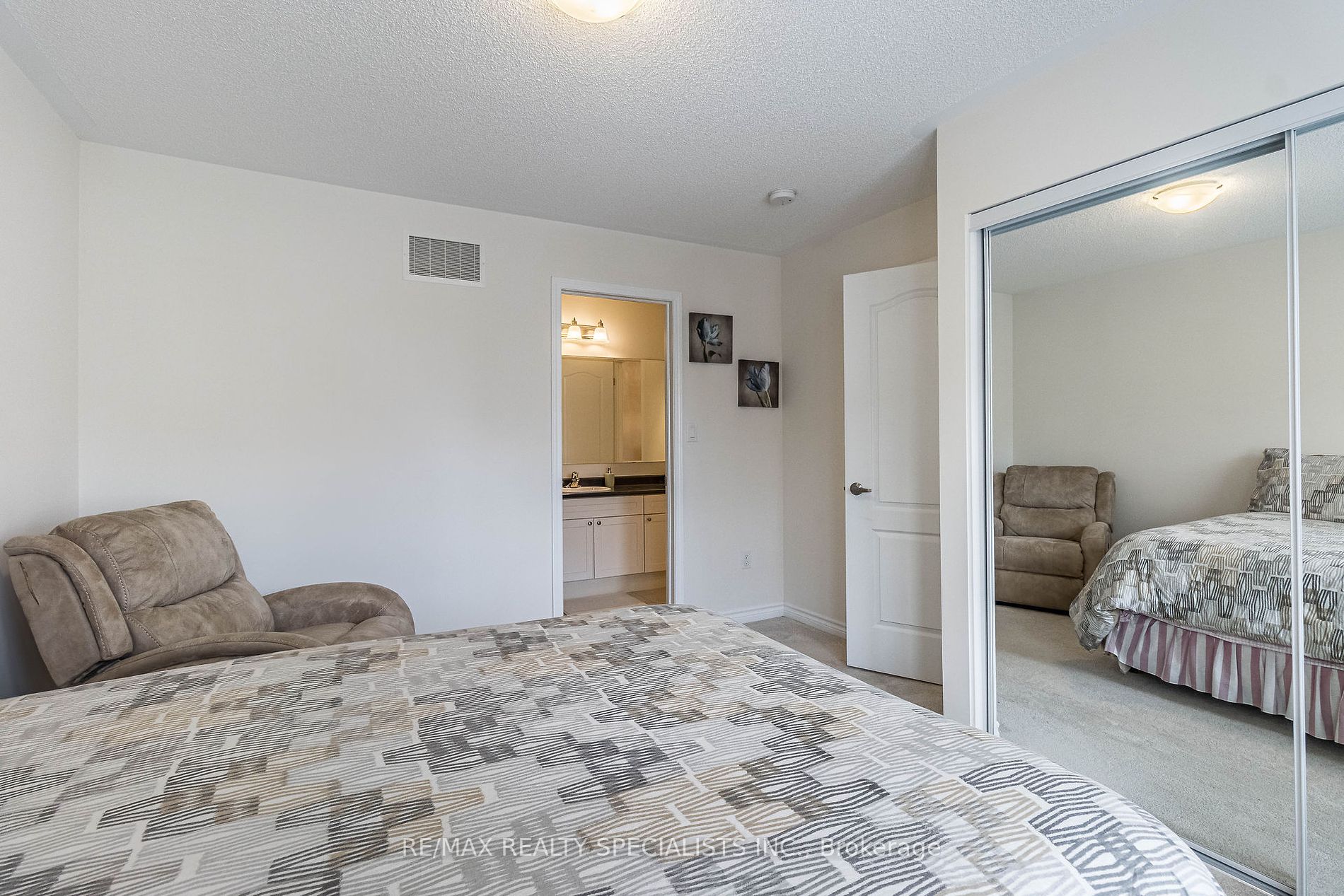 1732 Copeland Circ