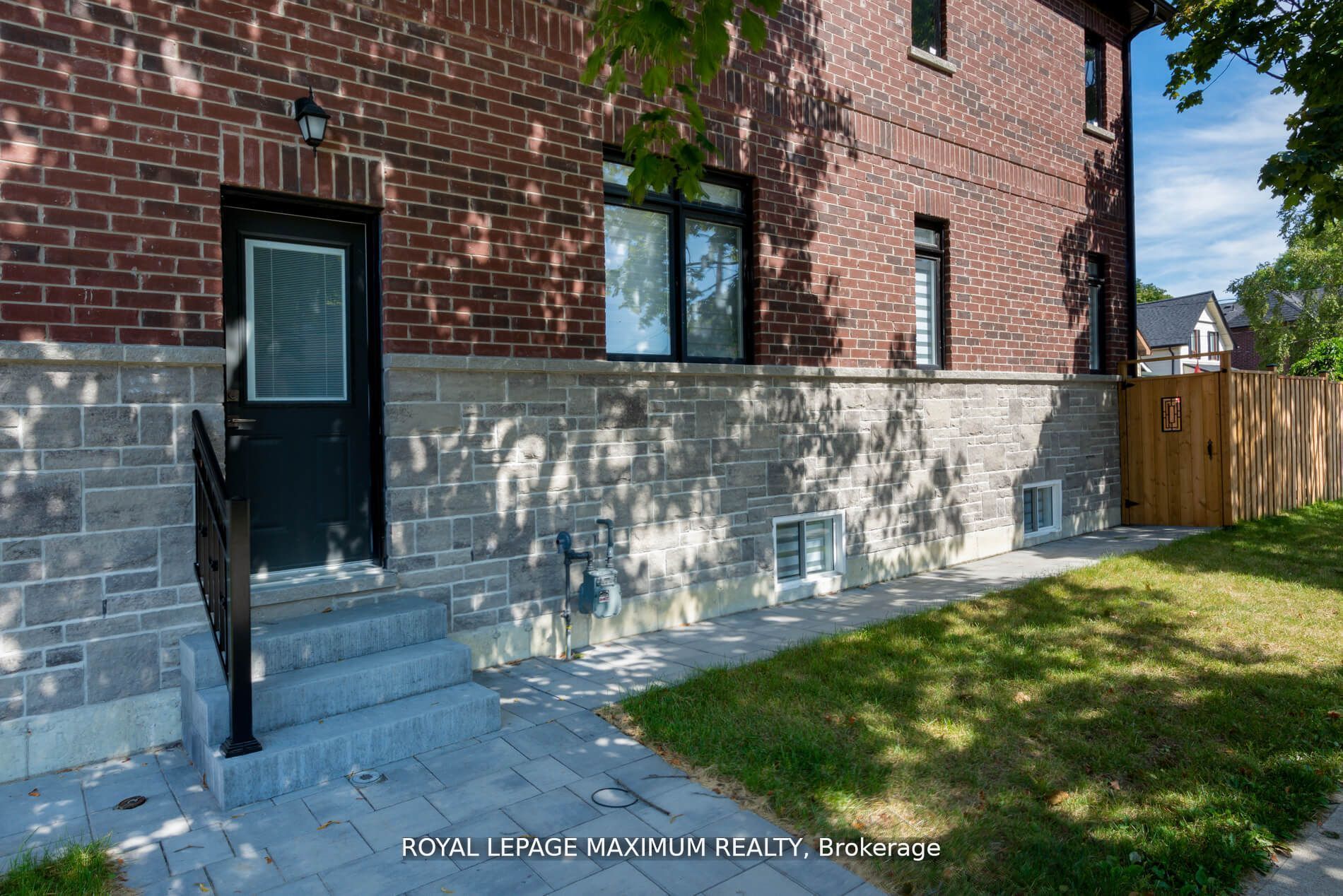 42 Fairfield Ave