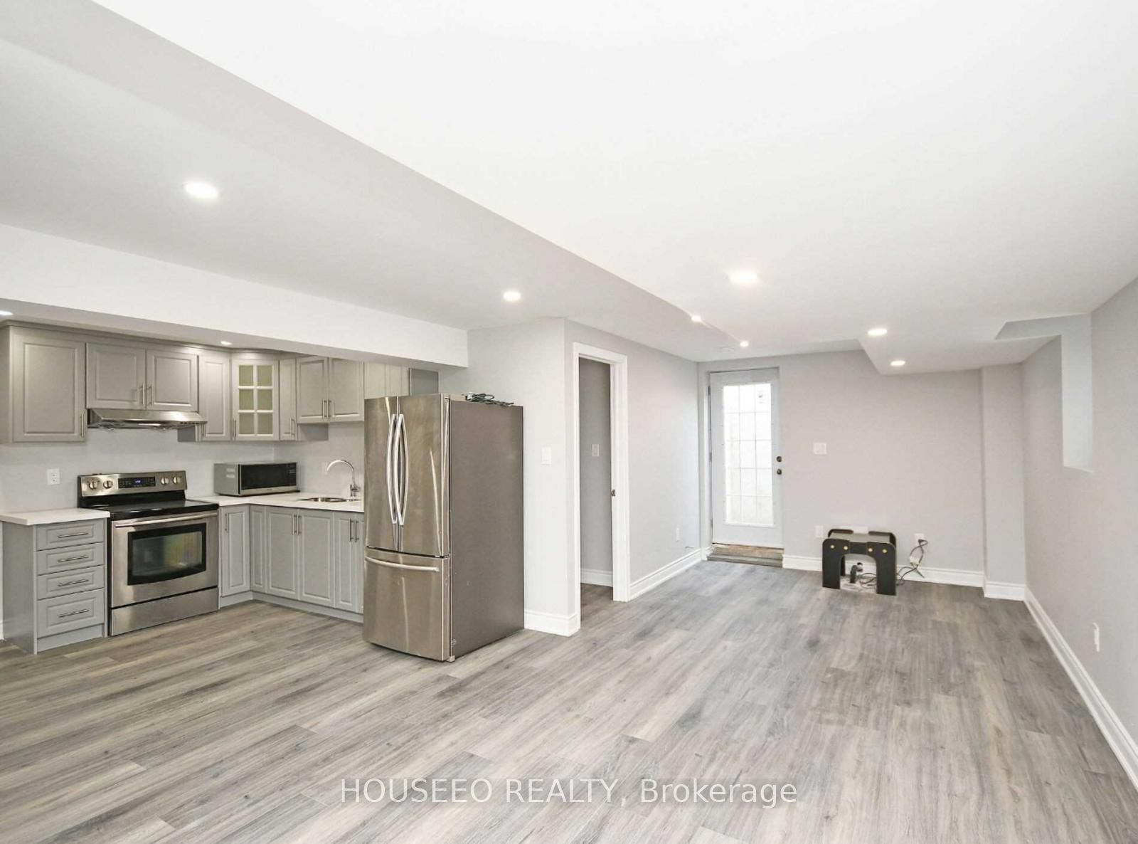 69 Robert Parkinson Drive