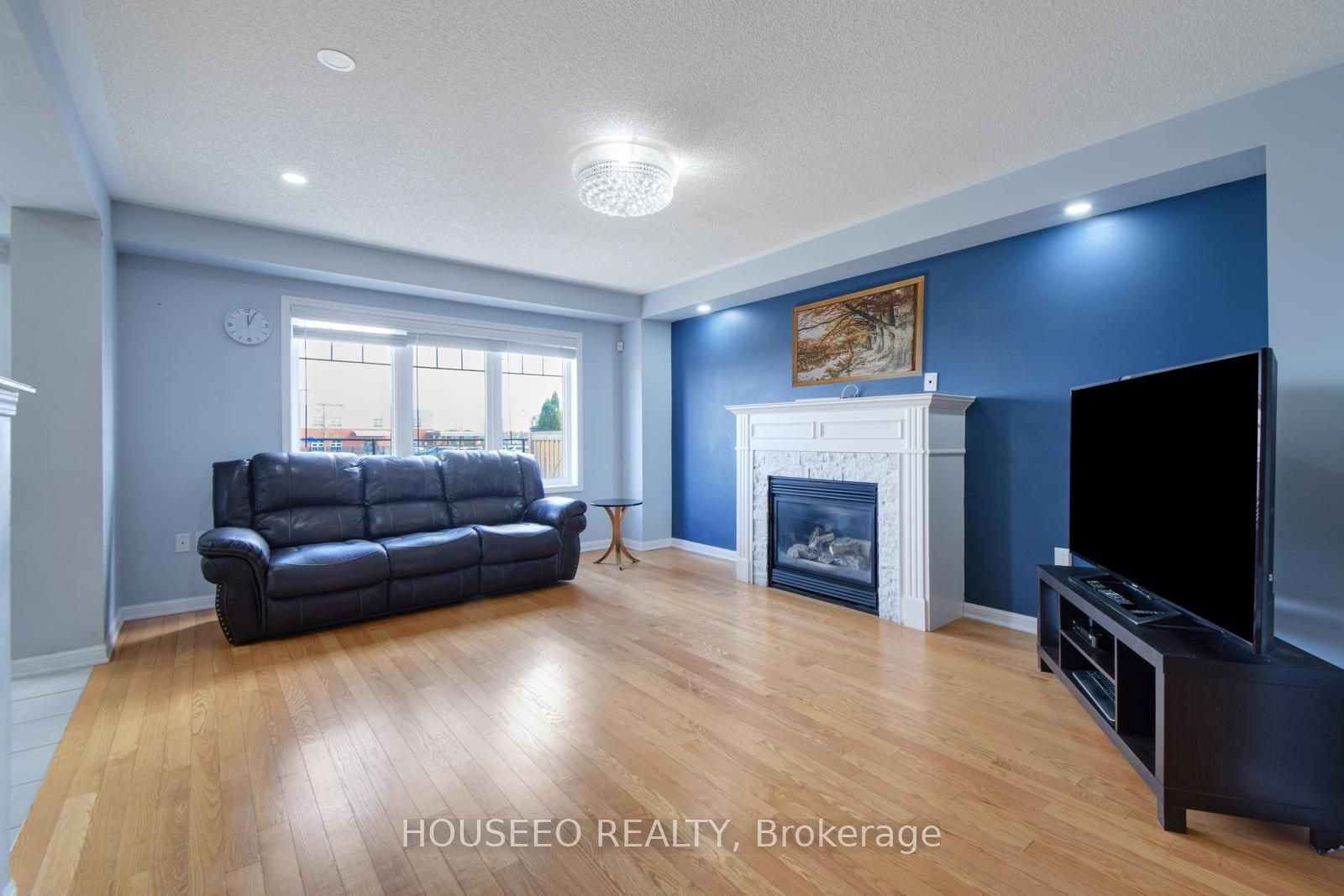 69 Robert Parkinson Drive