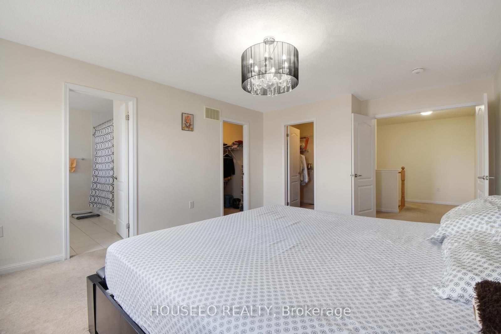 69 Robert Parkinson Drive