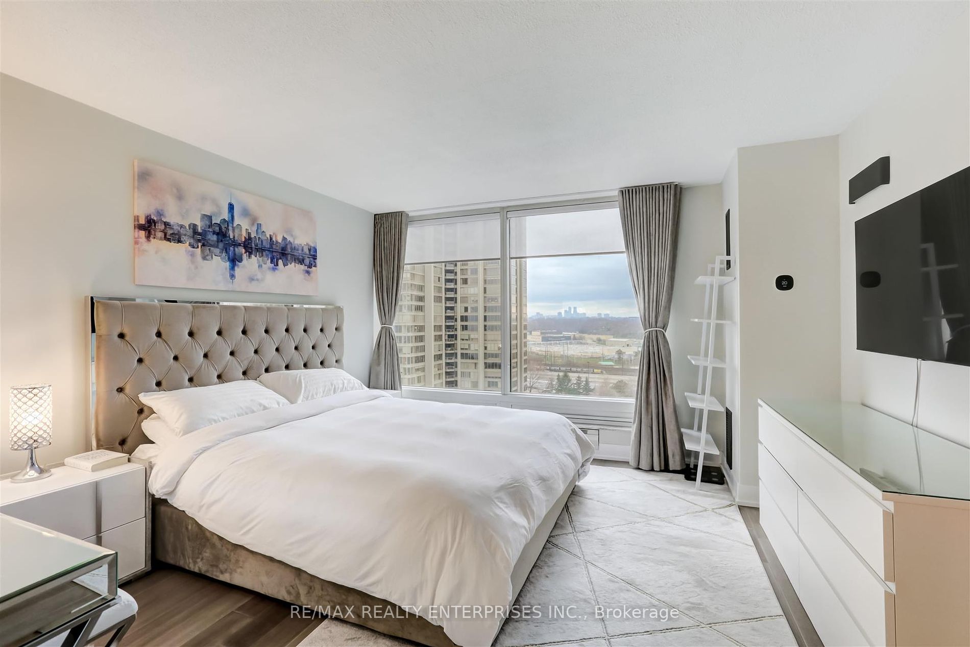 1 Palace Pier Court #1208