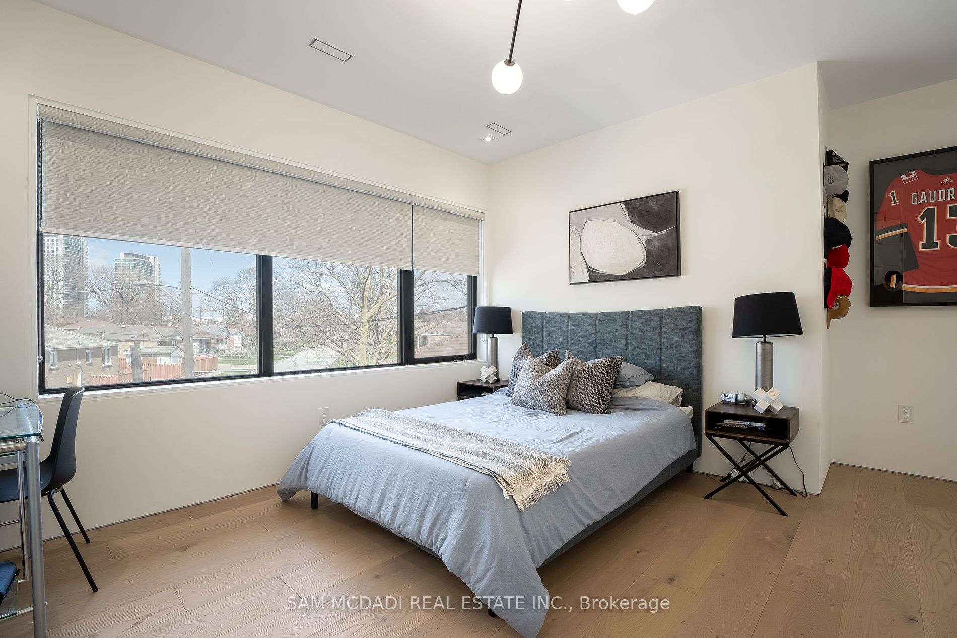 45 Savona Drive