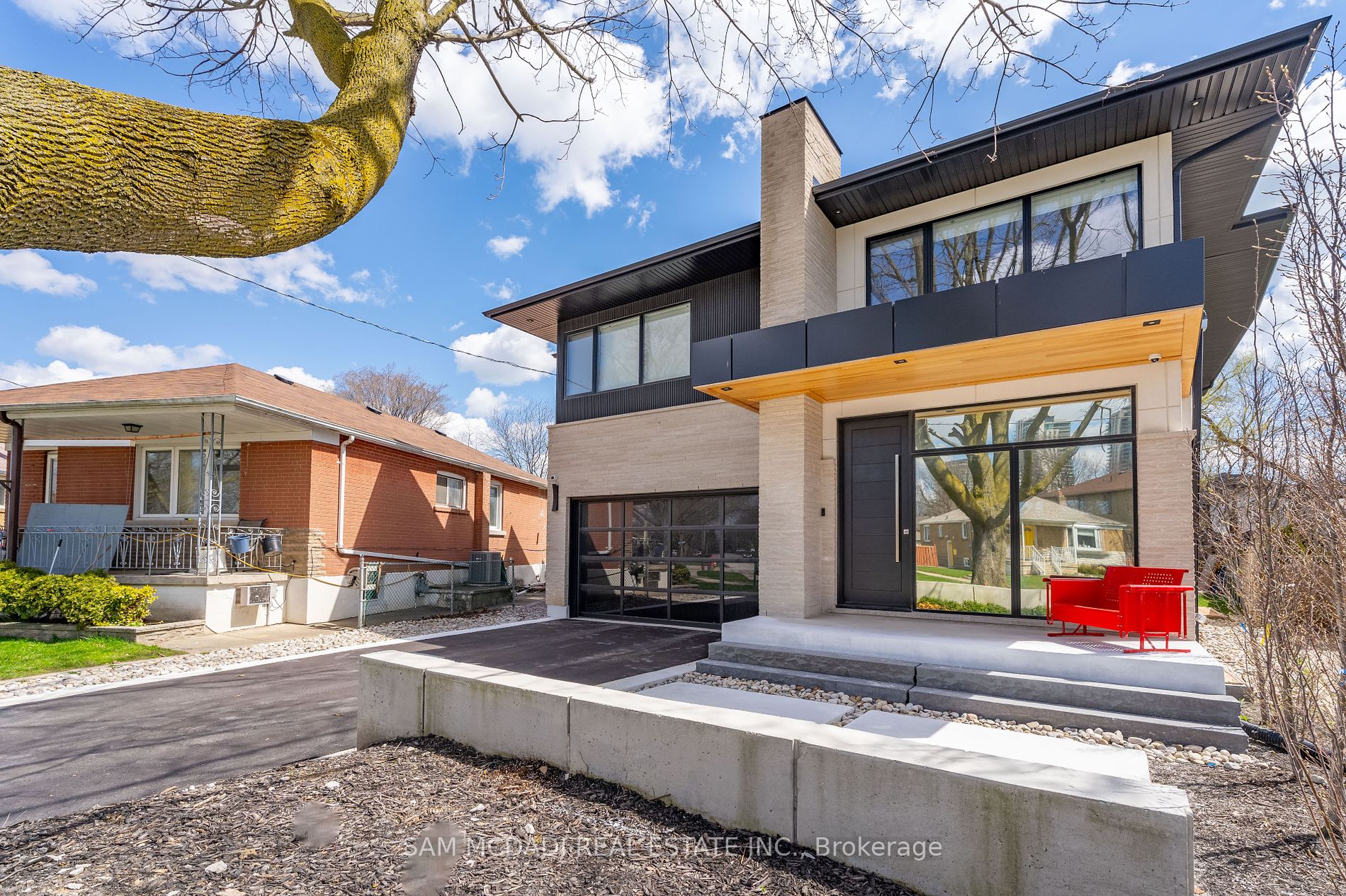 45 Savona Drive