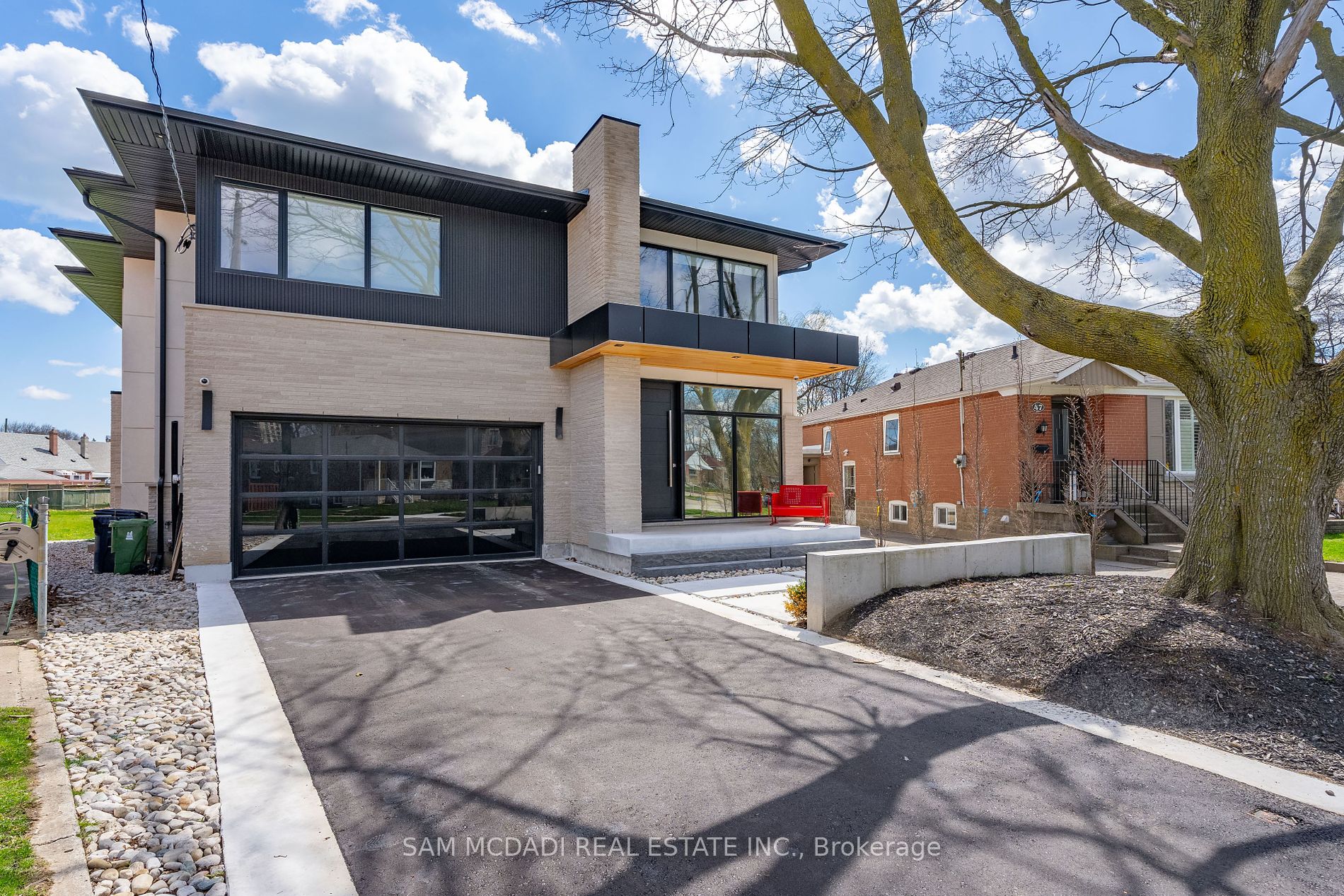 45 Savona Drive