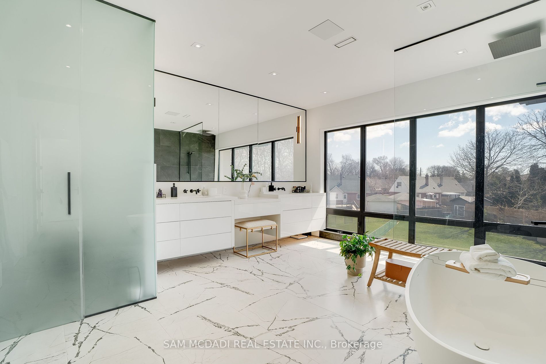 45 Savona Drive