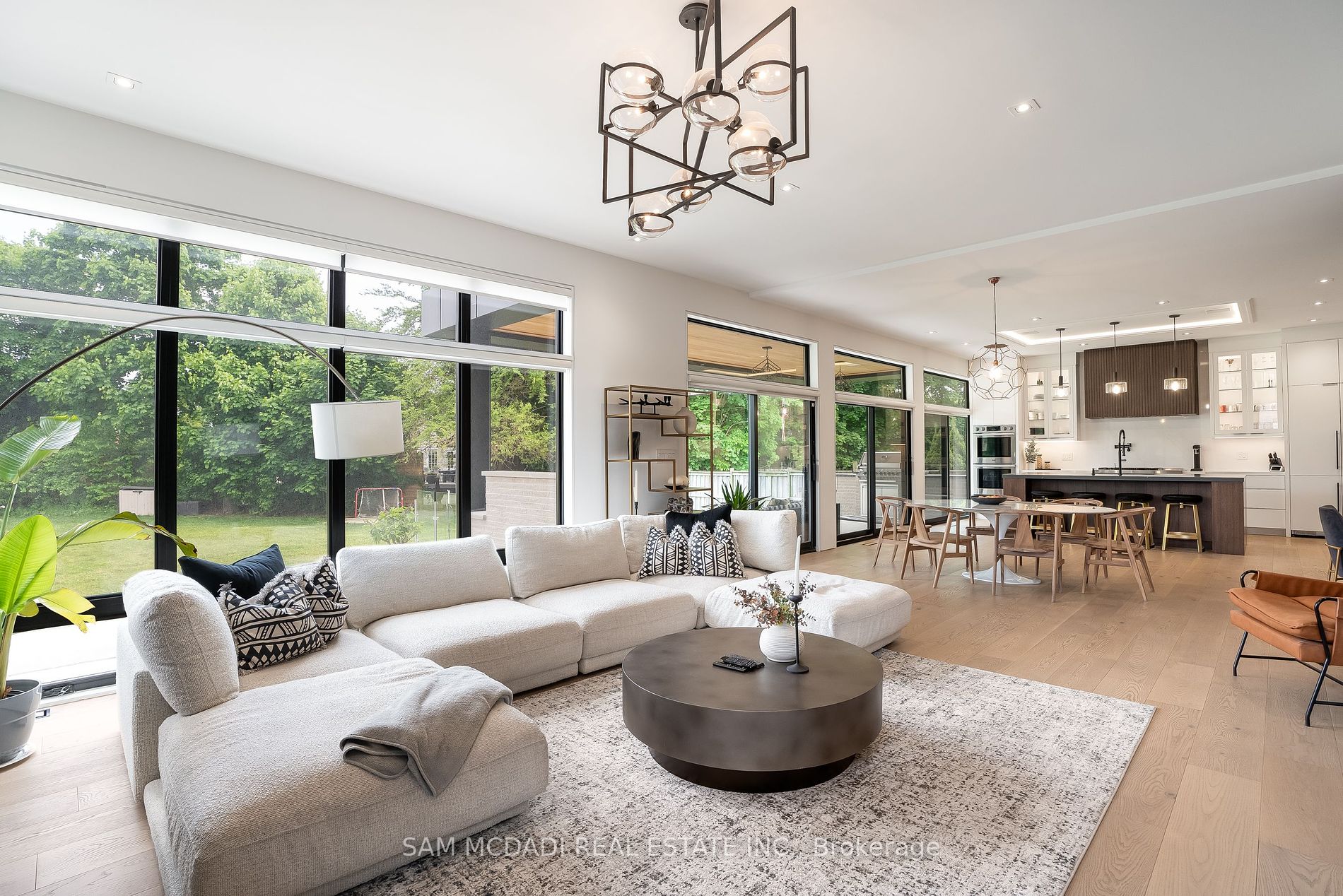 45 Savona Drive