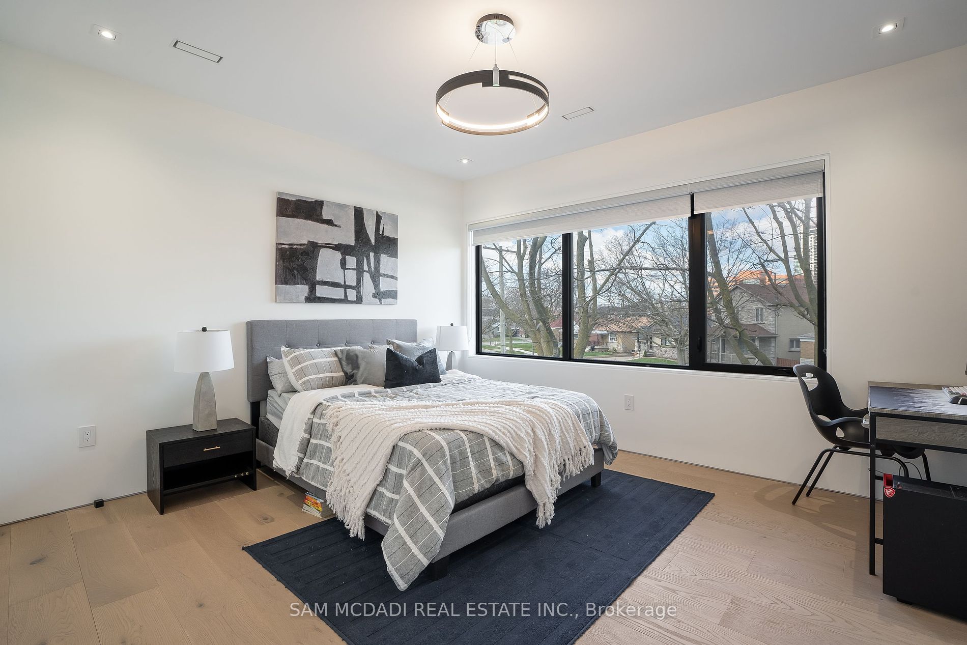 45 Savona Drive