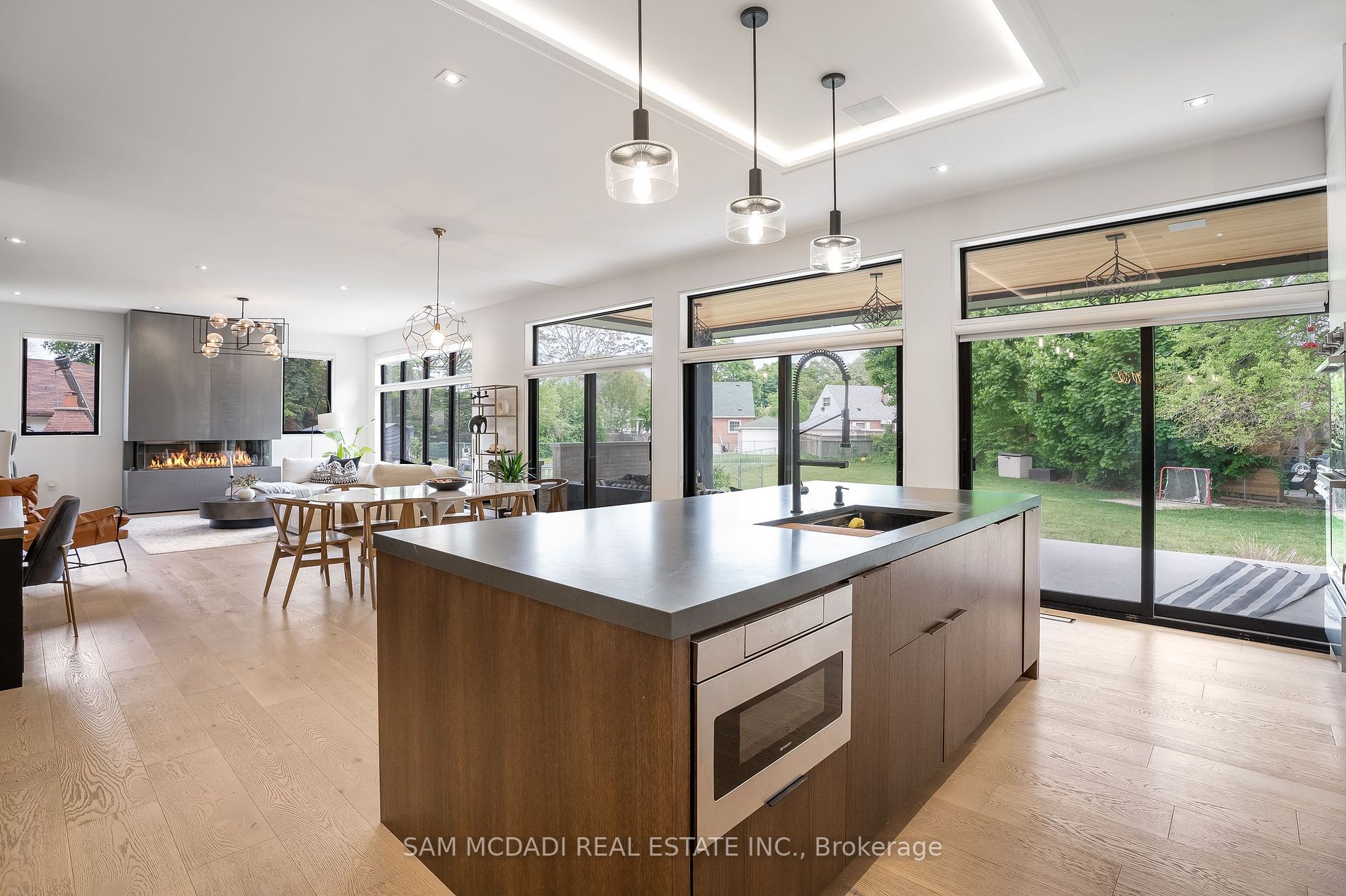 45 Savona Drive