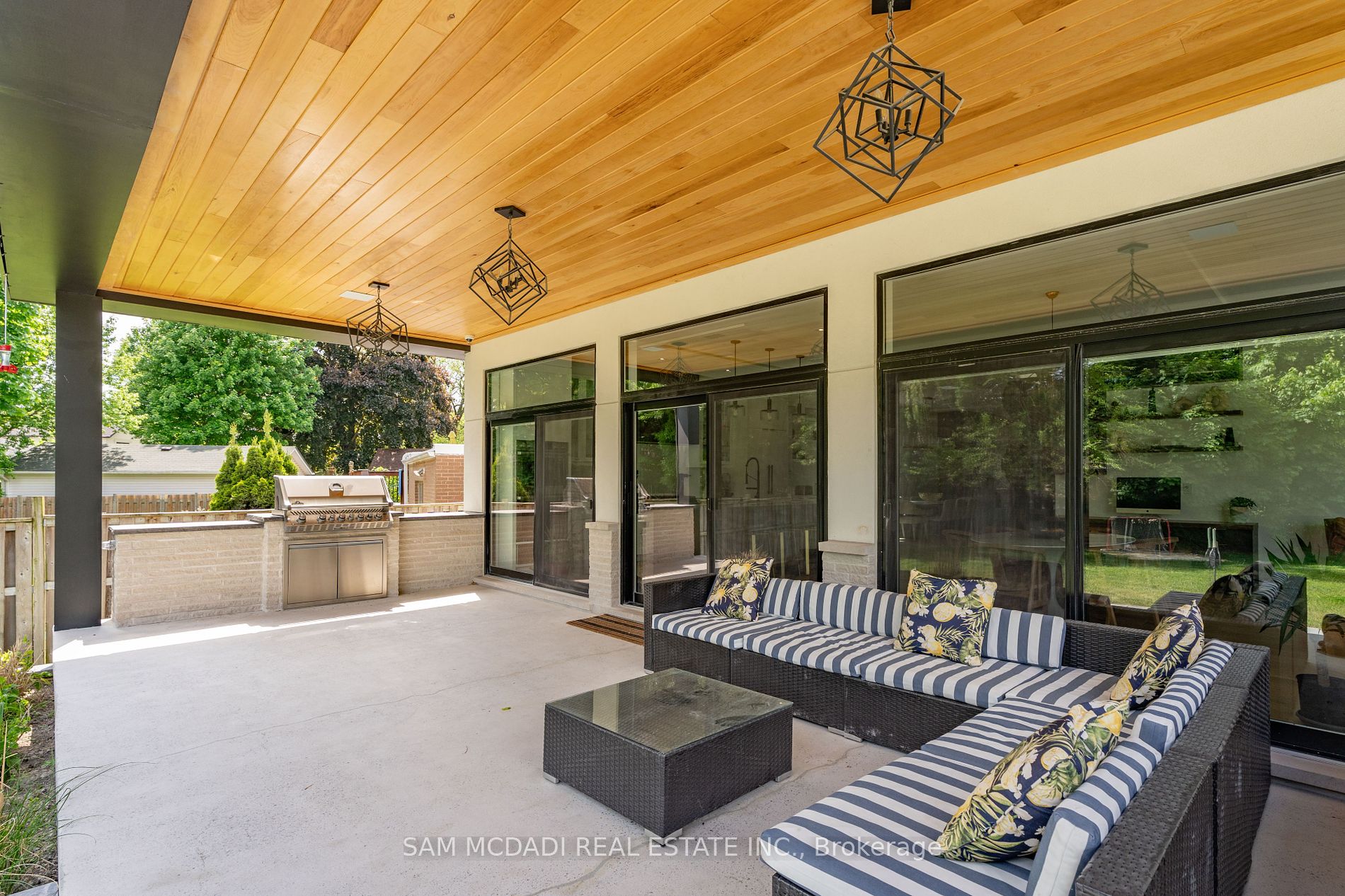 45 Savona Drive