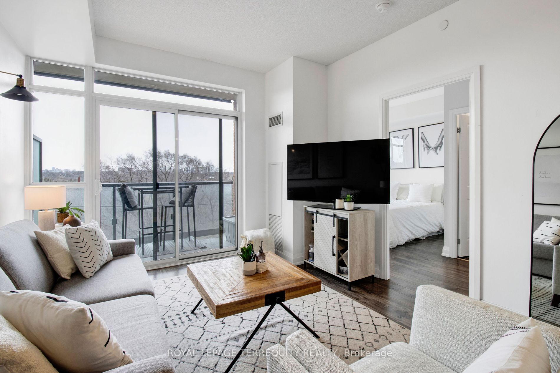 35 Fontenay Crt, #405