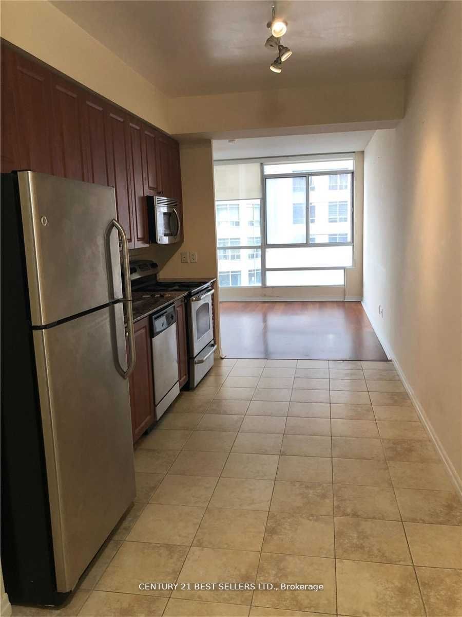 225 Webb Dr, #801