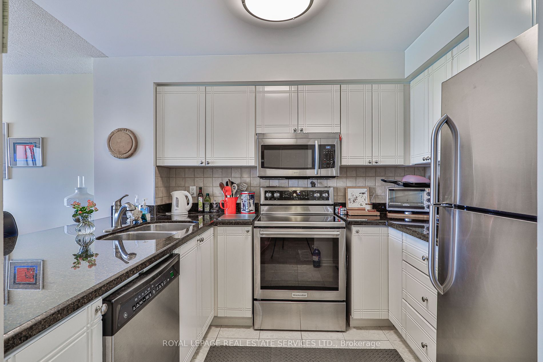 2269 Lake Shore Blvd W, #2303